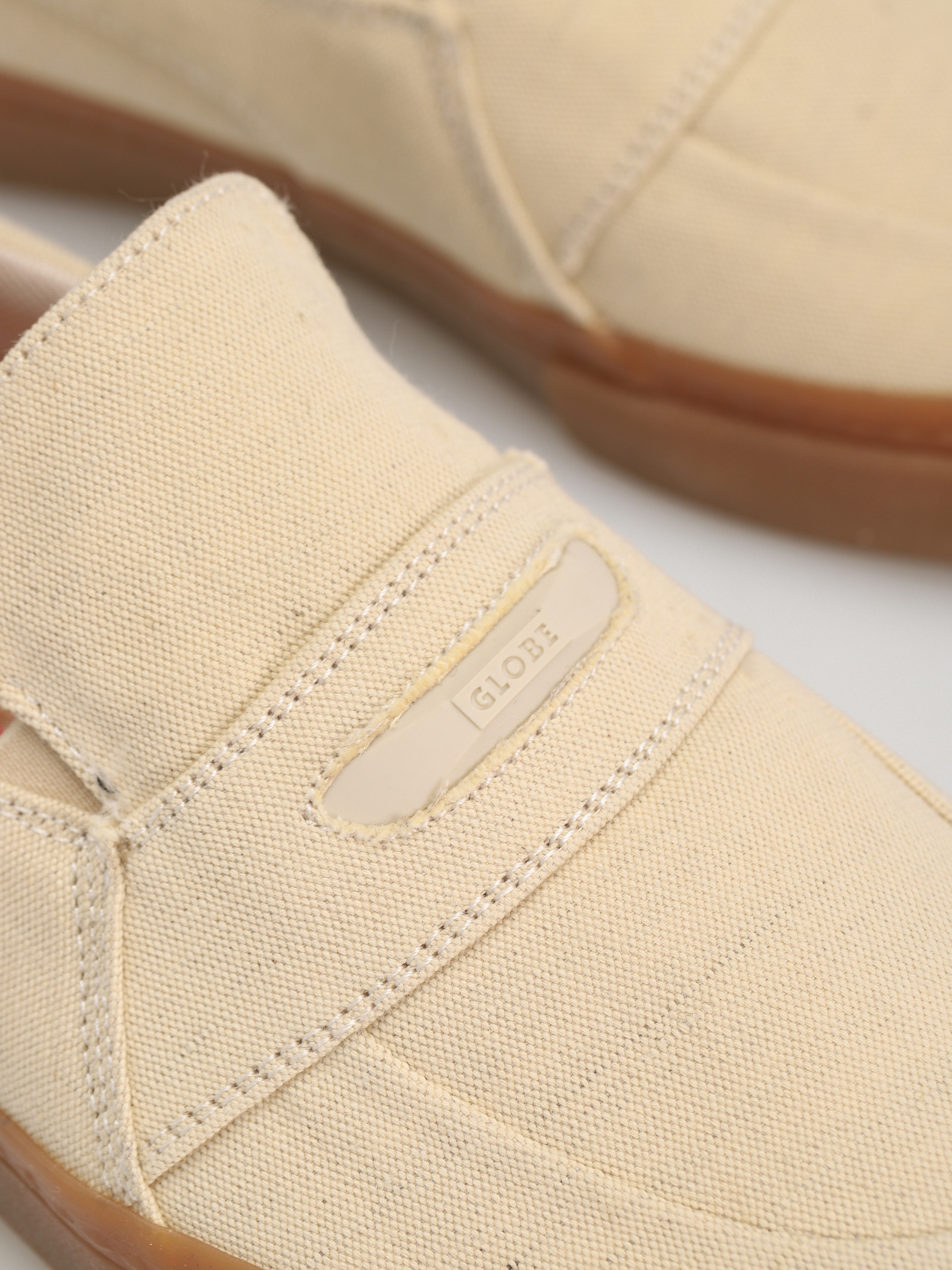 Boty Globe Liaizon (hemp/regrind gum)