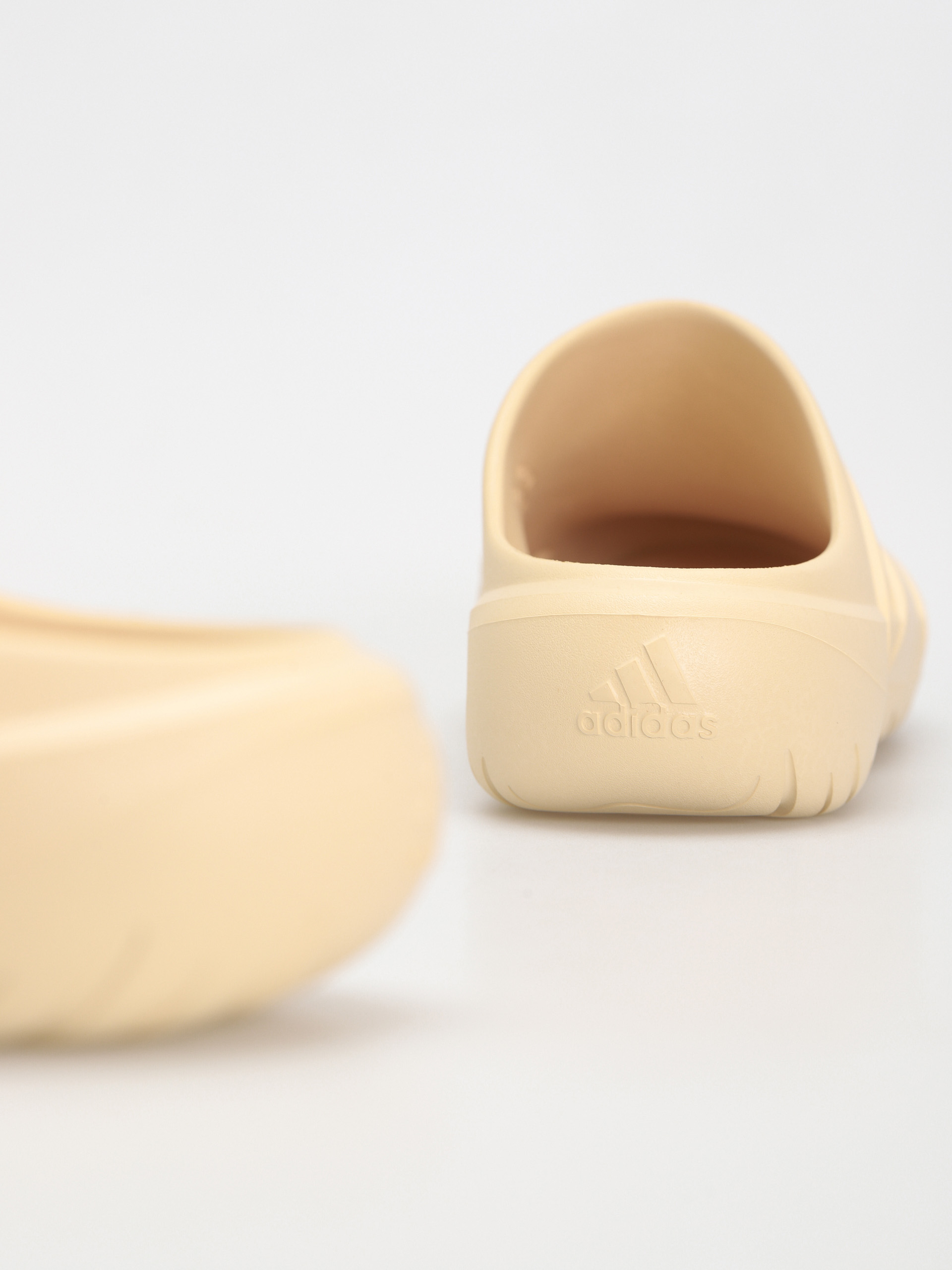 Plážovky adidas Adicane Clog (sanstr/sanstr/sanstr)