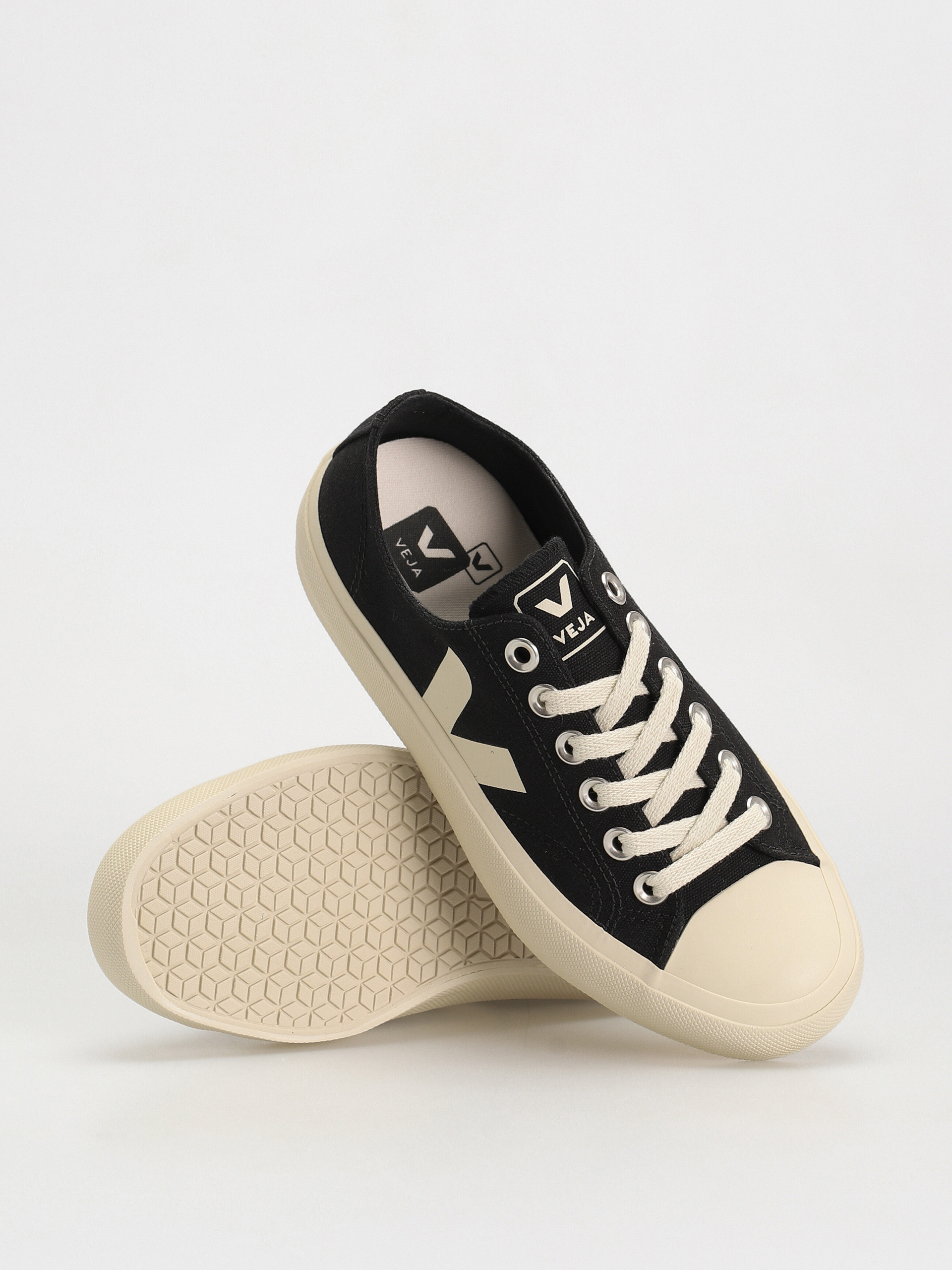 Boty Veja Wata II Low Wmn (black pierre)