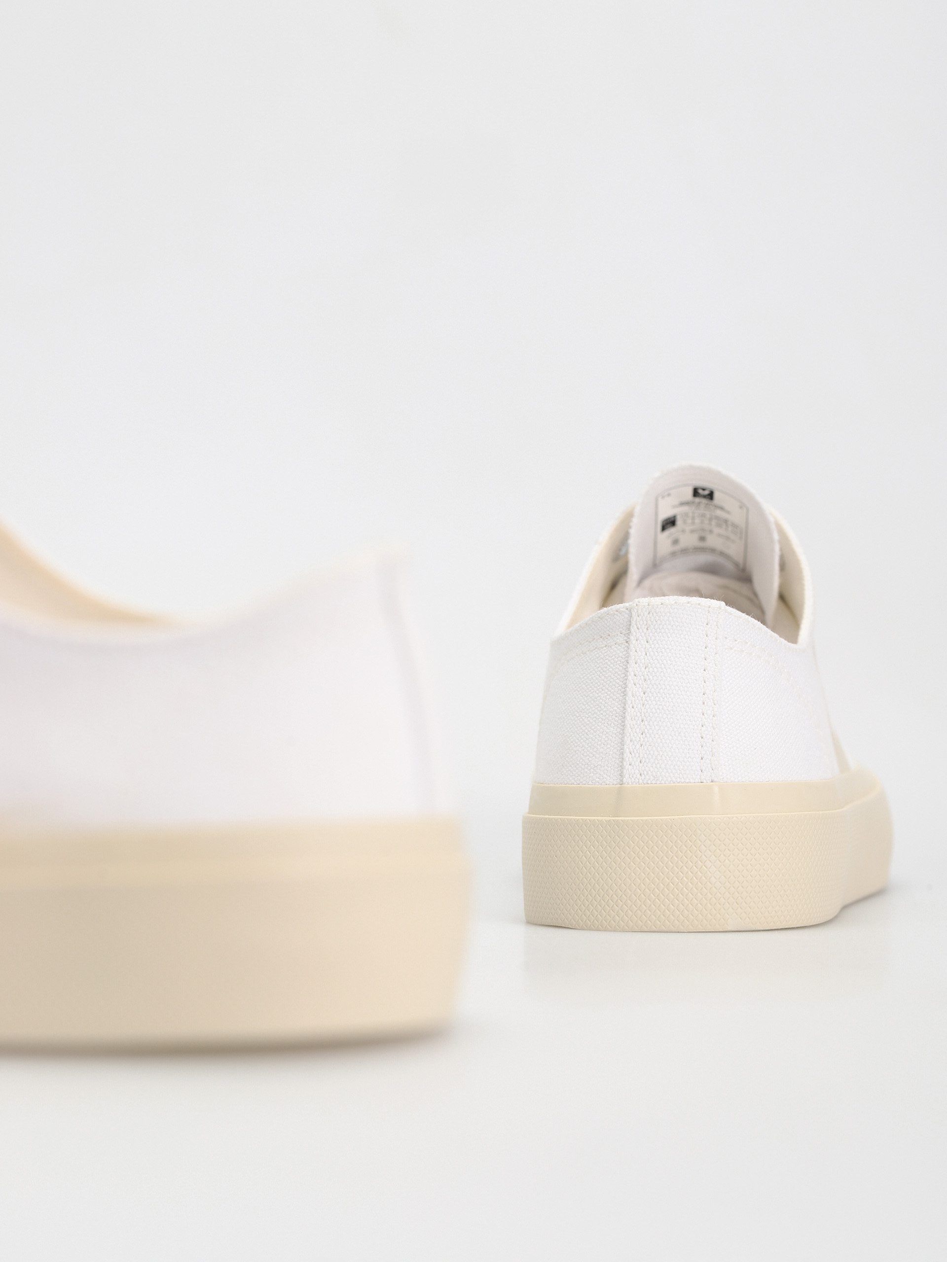 Boty Veja Wata II Low Wmn (white pierre)