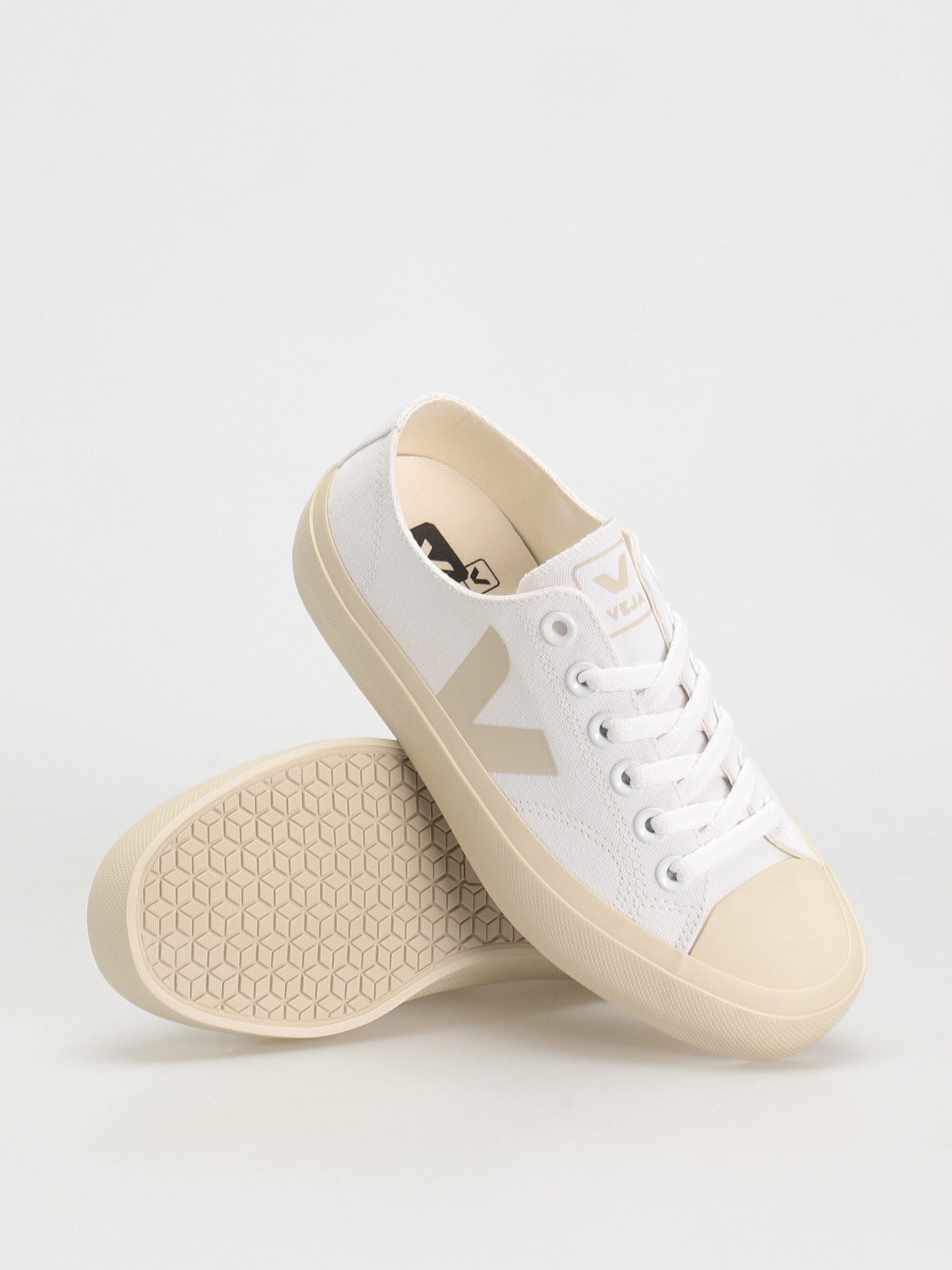 Boty Veja Wata II Low Wmn (white pierre)