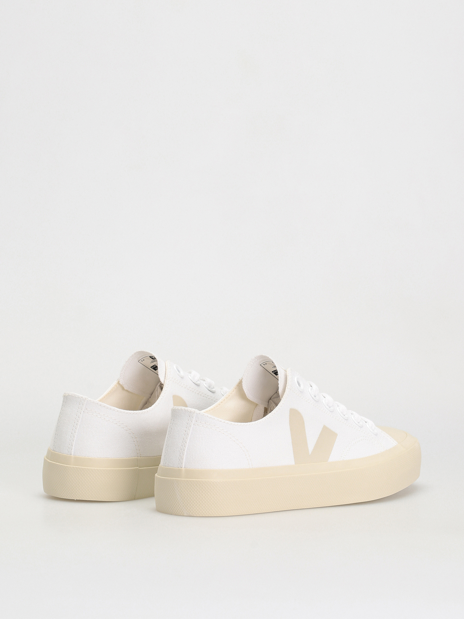 Boty Veja Wata II Low Wmn (white pierre)