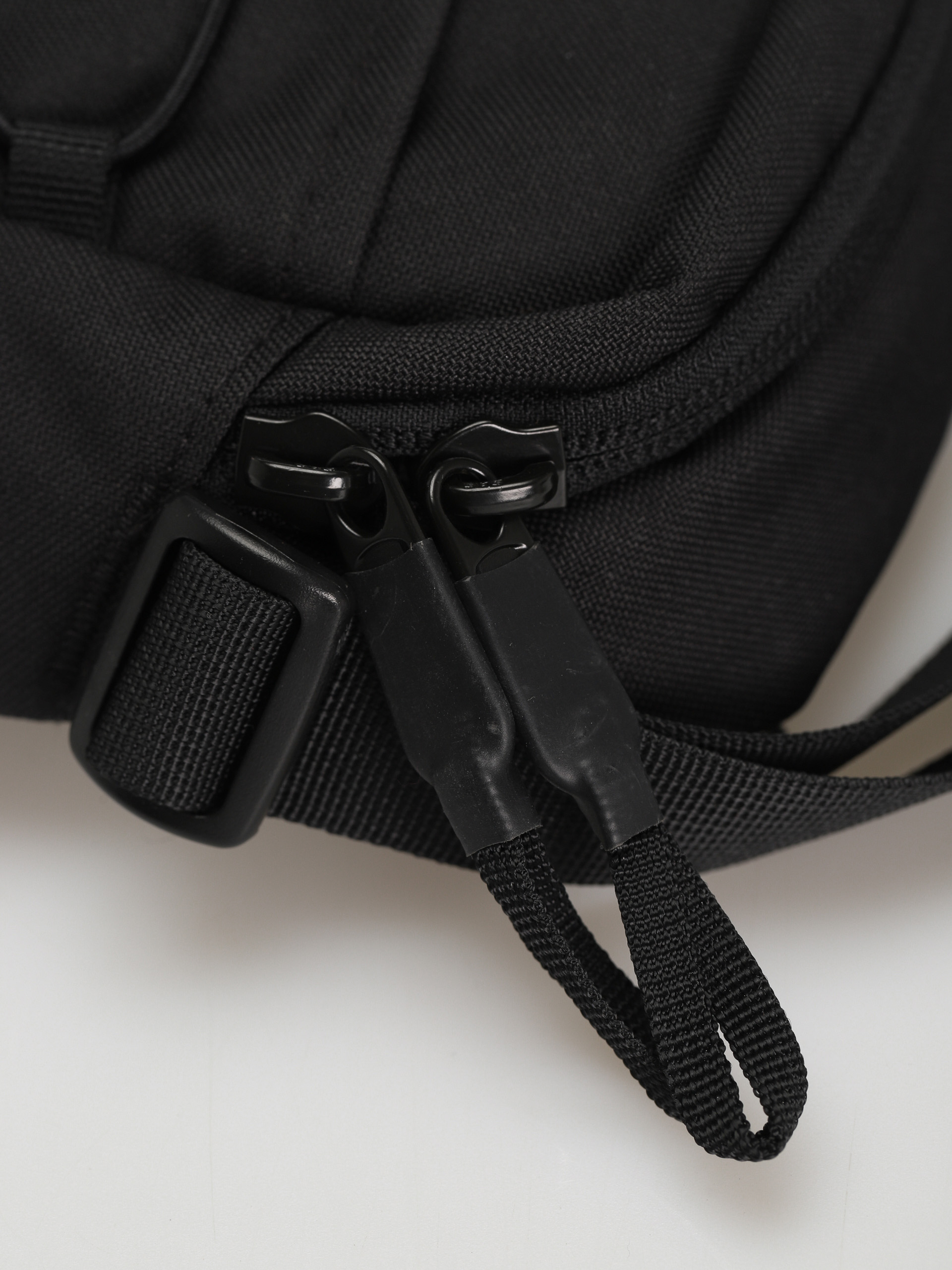 Taška pres rameno The North Face Jester (tnf black)