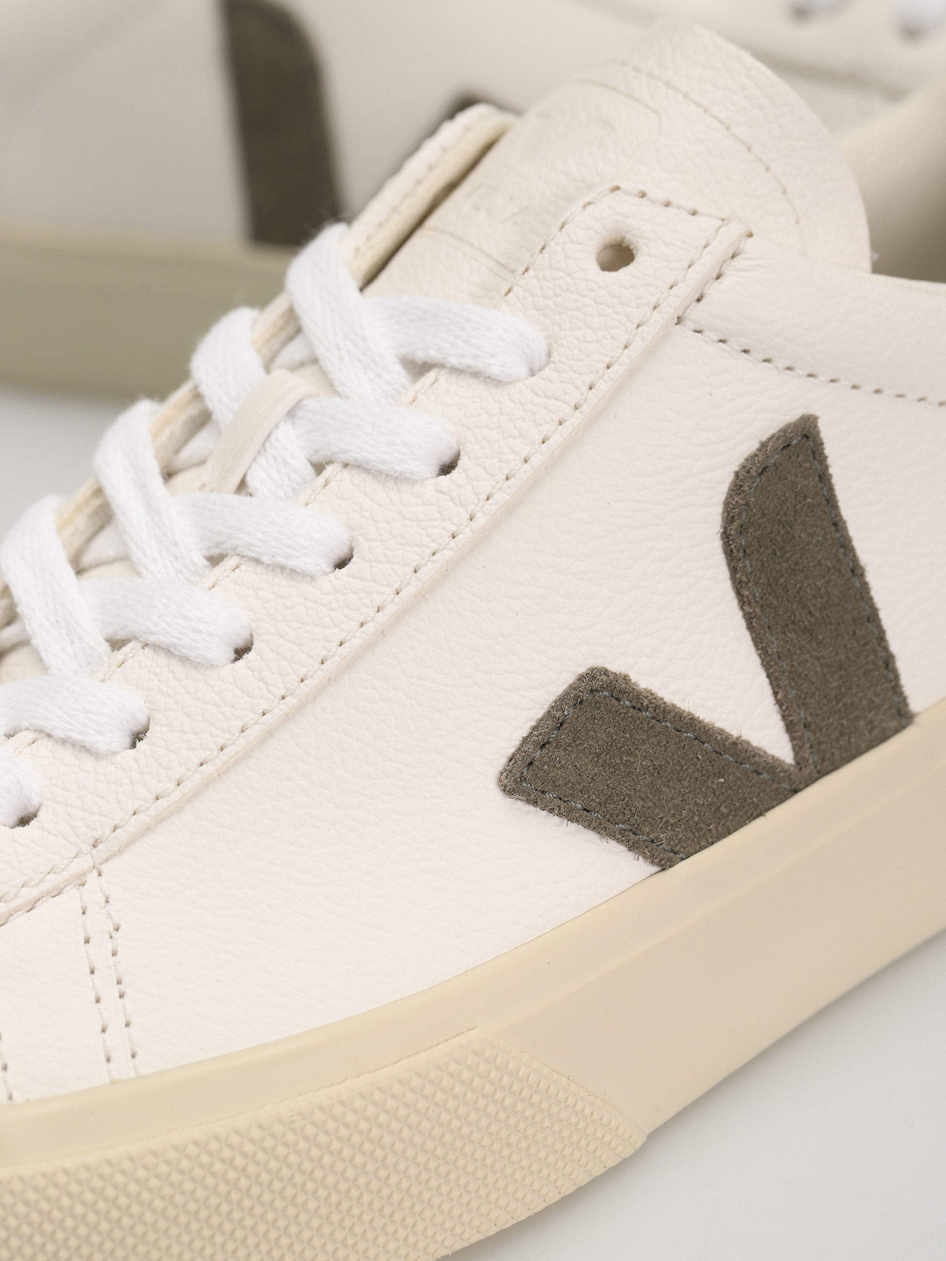 Boty Veja Campo Wmn (extra white khaki)