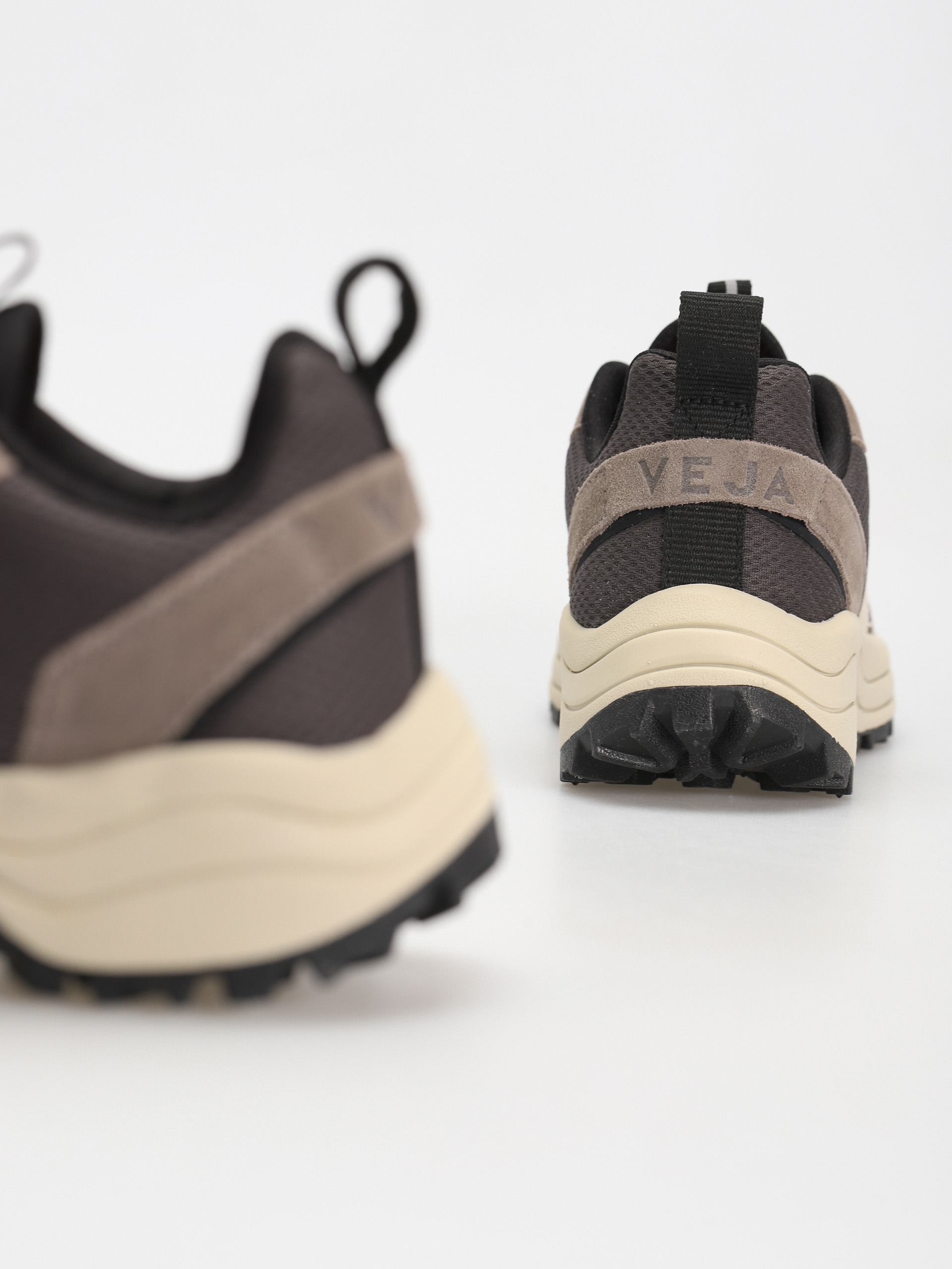 Boty Veja Venturi Wmn (grafite moonrock)