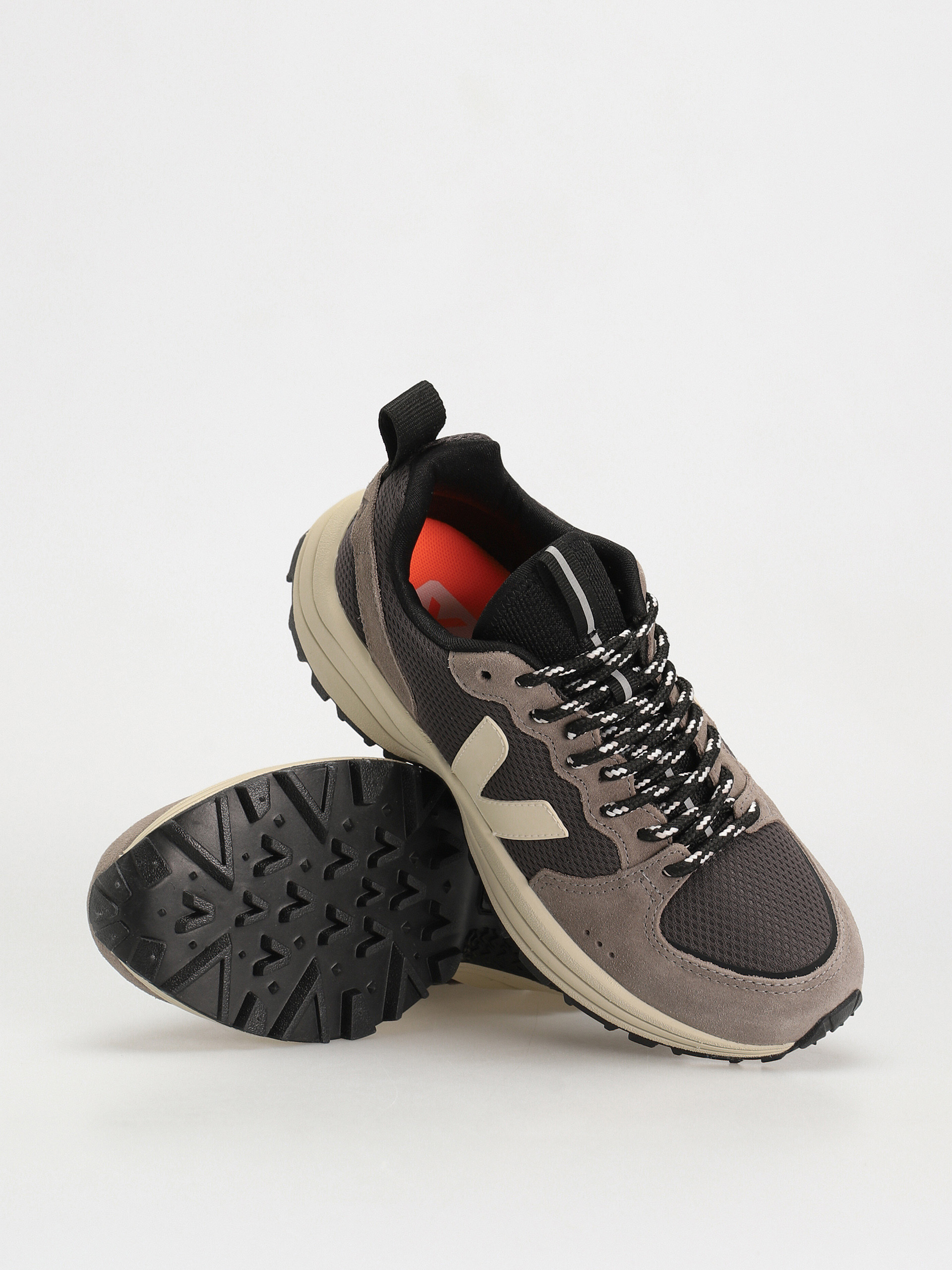 Boty Veja Venturi Wmn (grafite moonrock)