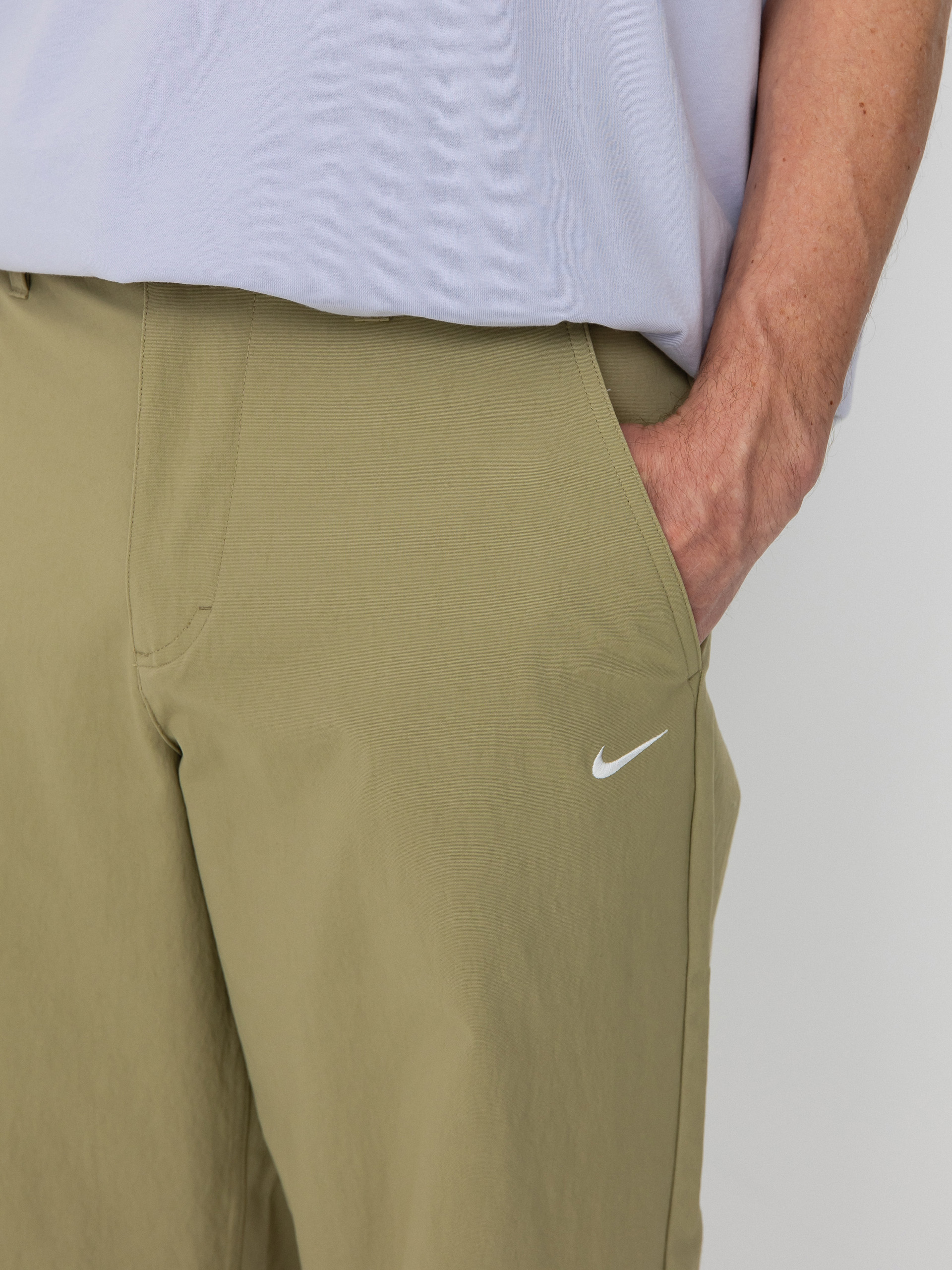 Kalhoty Nike SB El Chino (neutral olive/white)