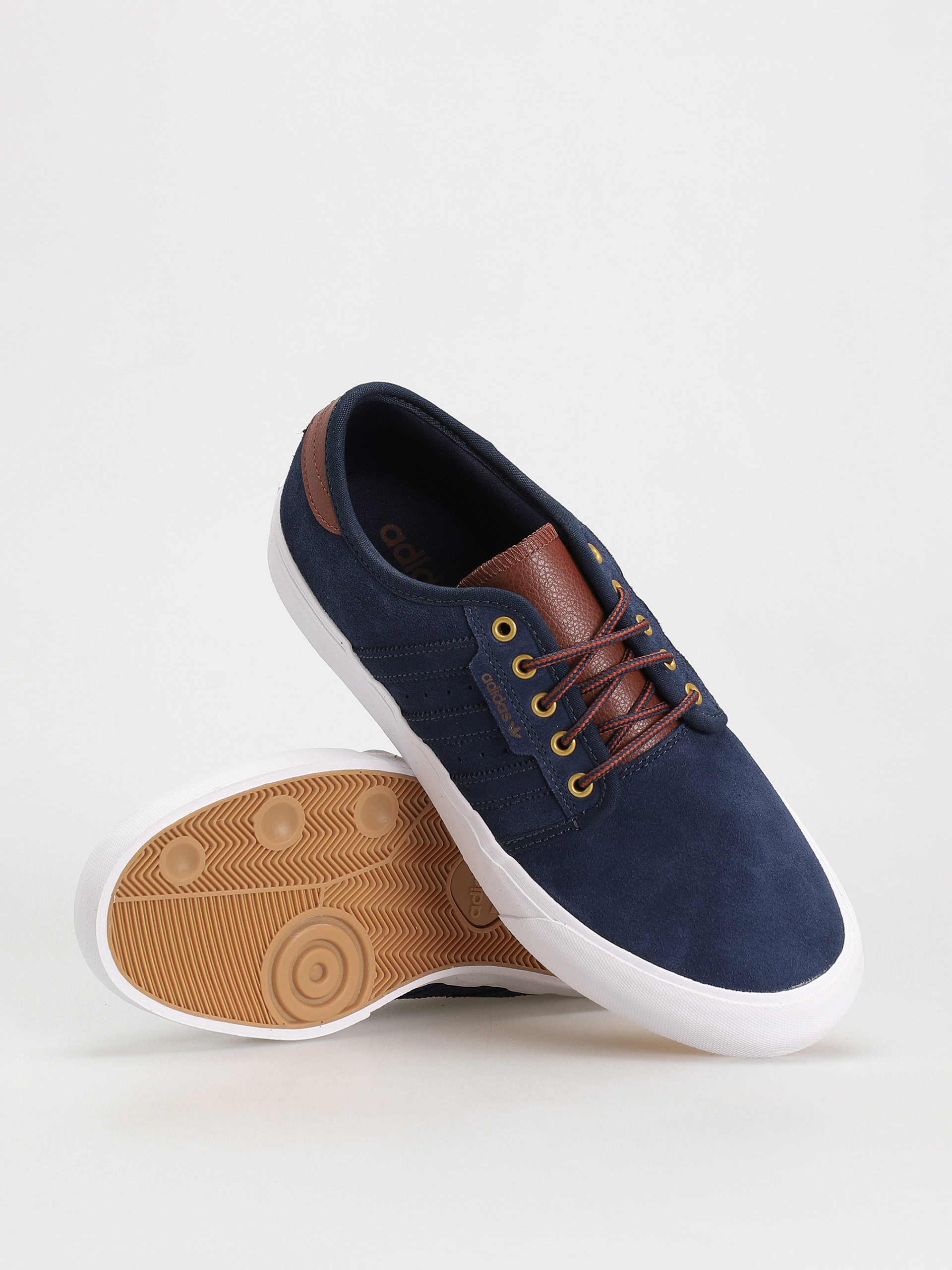 Boty adidas Seeley XT (supcol/supcol/supcol)