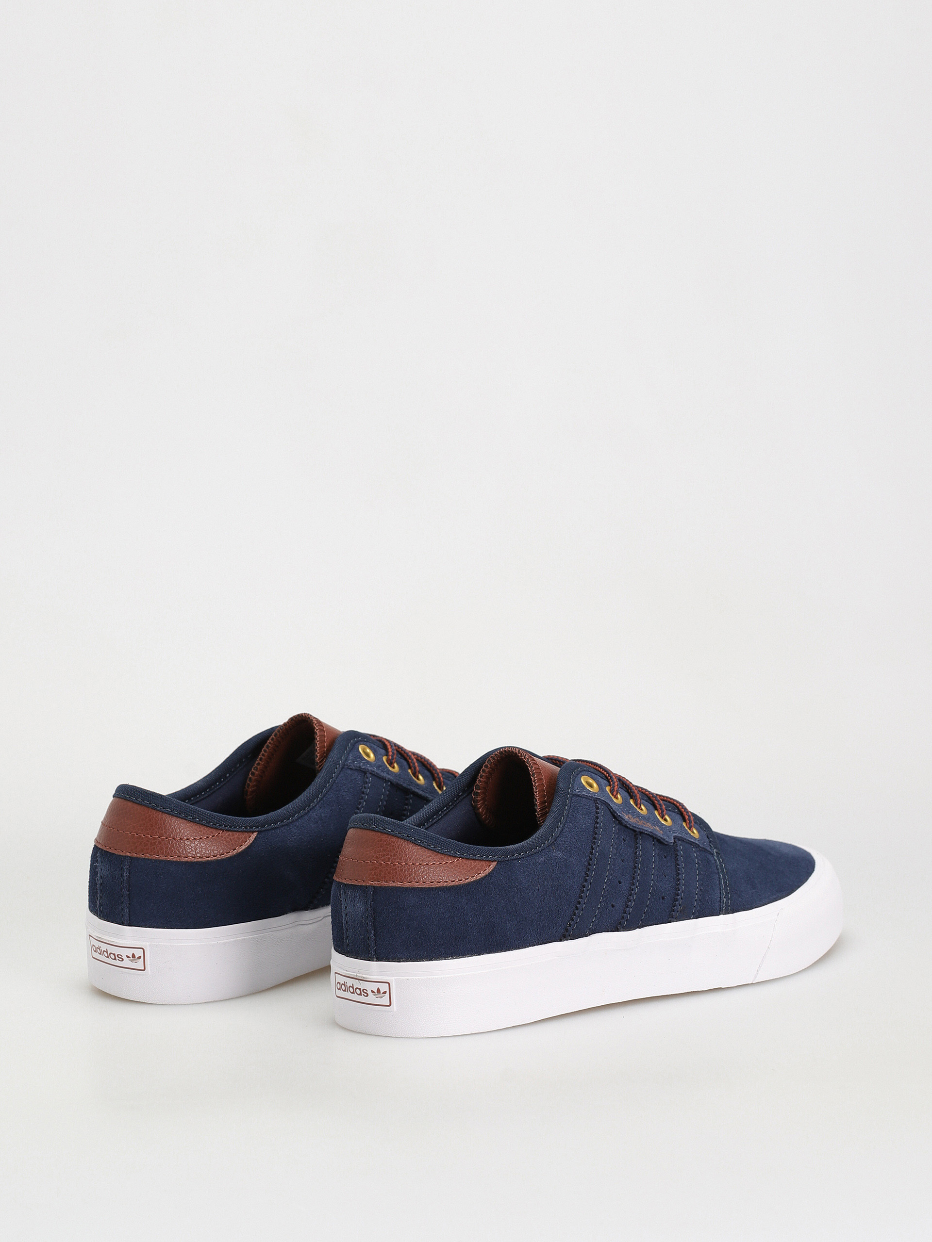 Boty adidas Seeley XT (supcol/supcol/supcol)