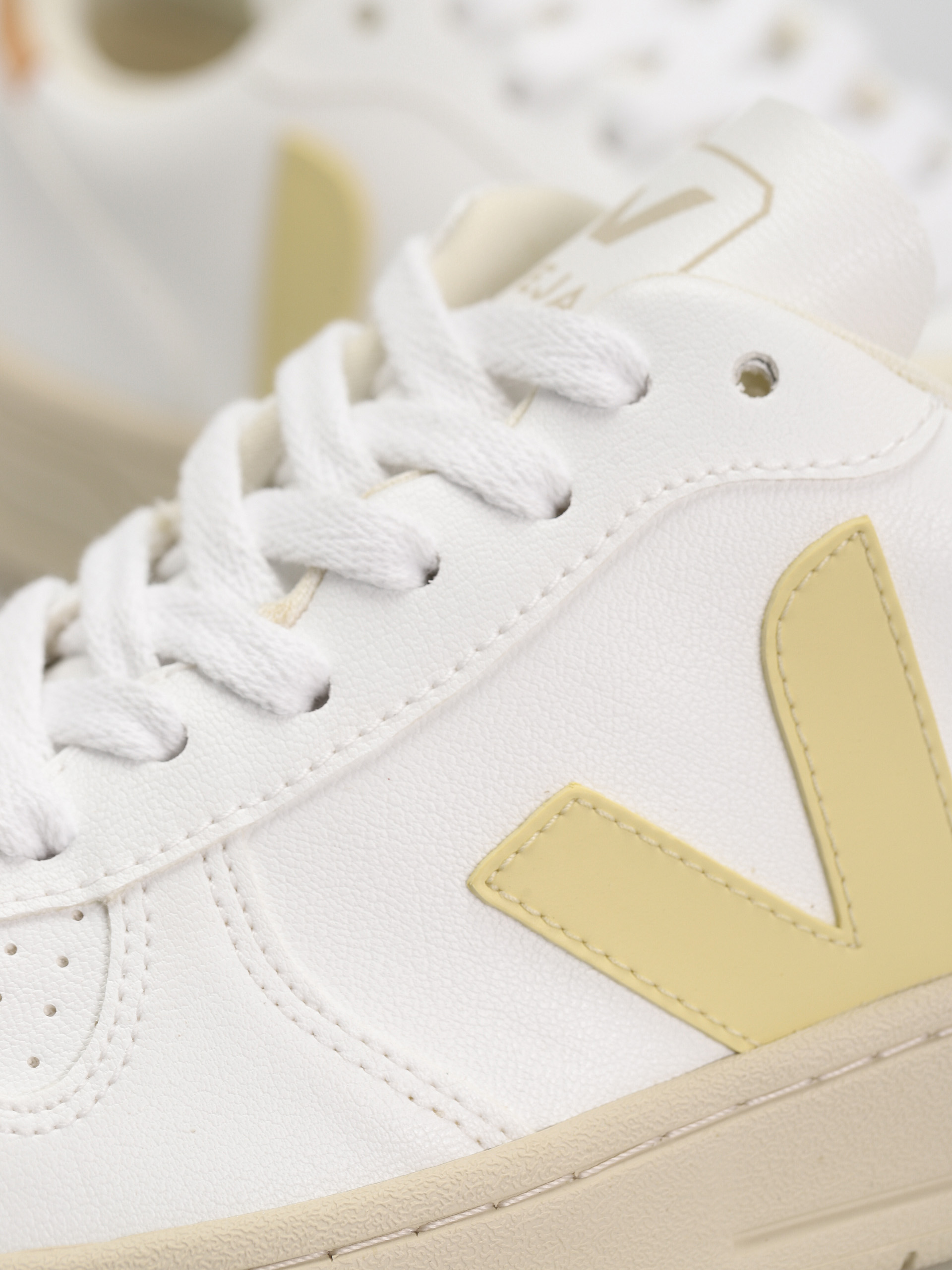 Boty Veja V-10 Wmn (white sun peach)