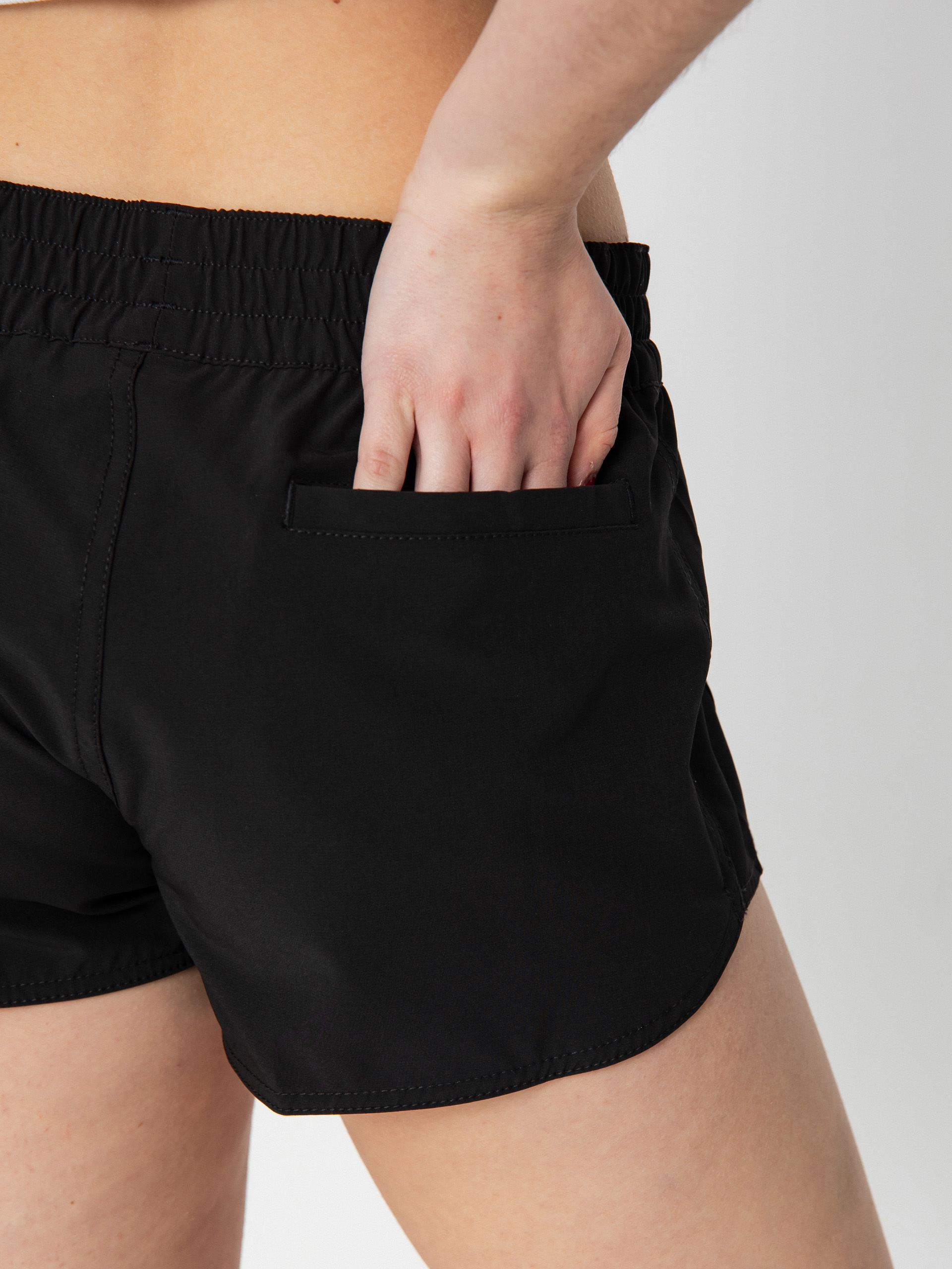 Plážové kraťasy Volcom Simply Solid 2 Wmn (black)