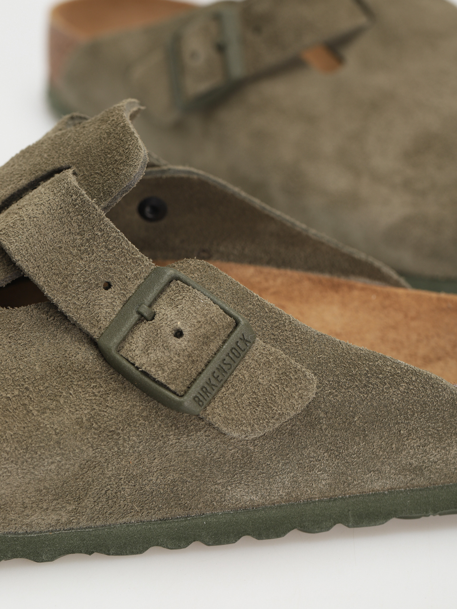 Plážovky Birkenstock Boston Suede Regular (modern suede thyme)
