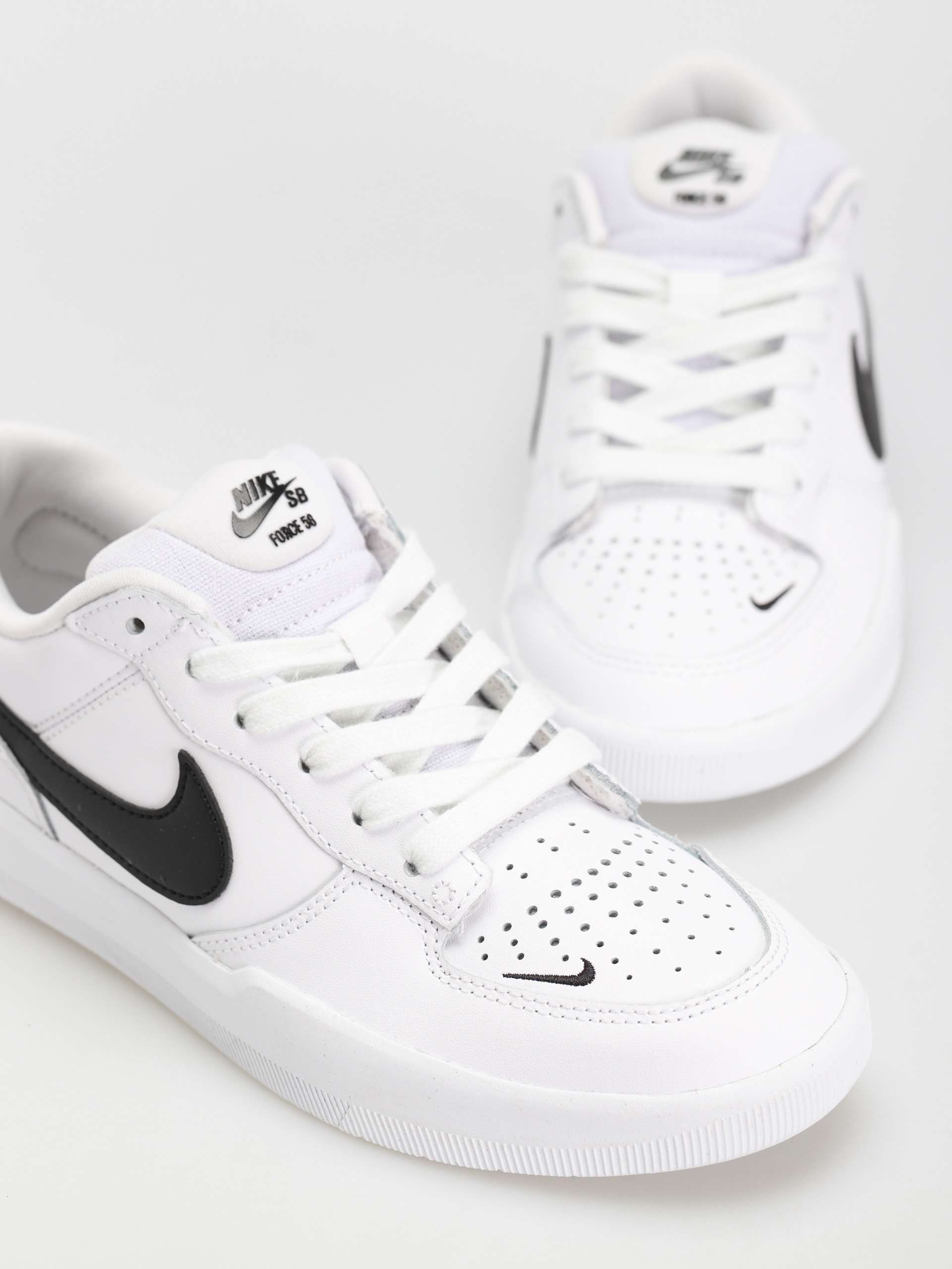 Boty Nike SB Force 58 Premium (white/black white white)