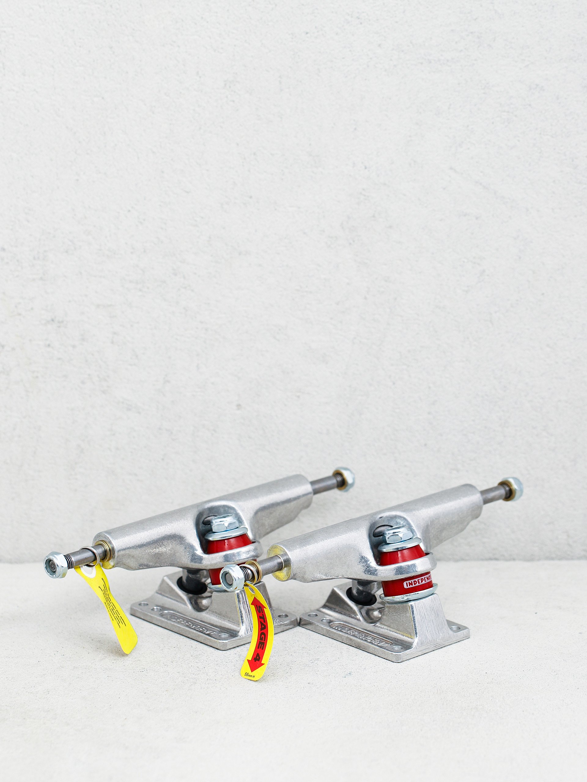 Trucky Independent Stage 4 Standard (polished/w red)