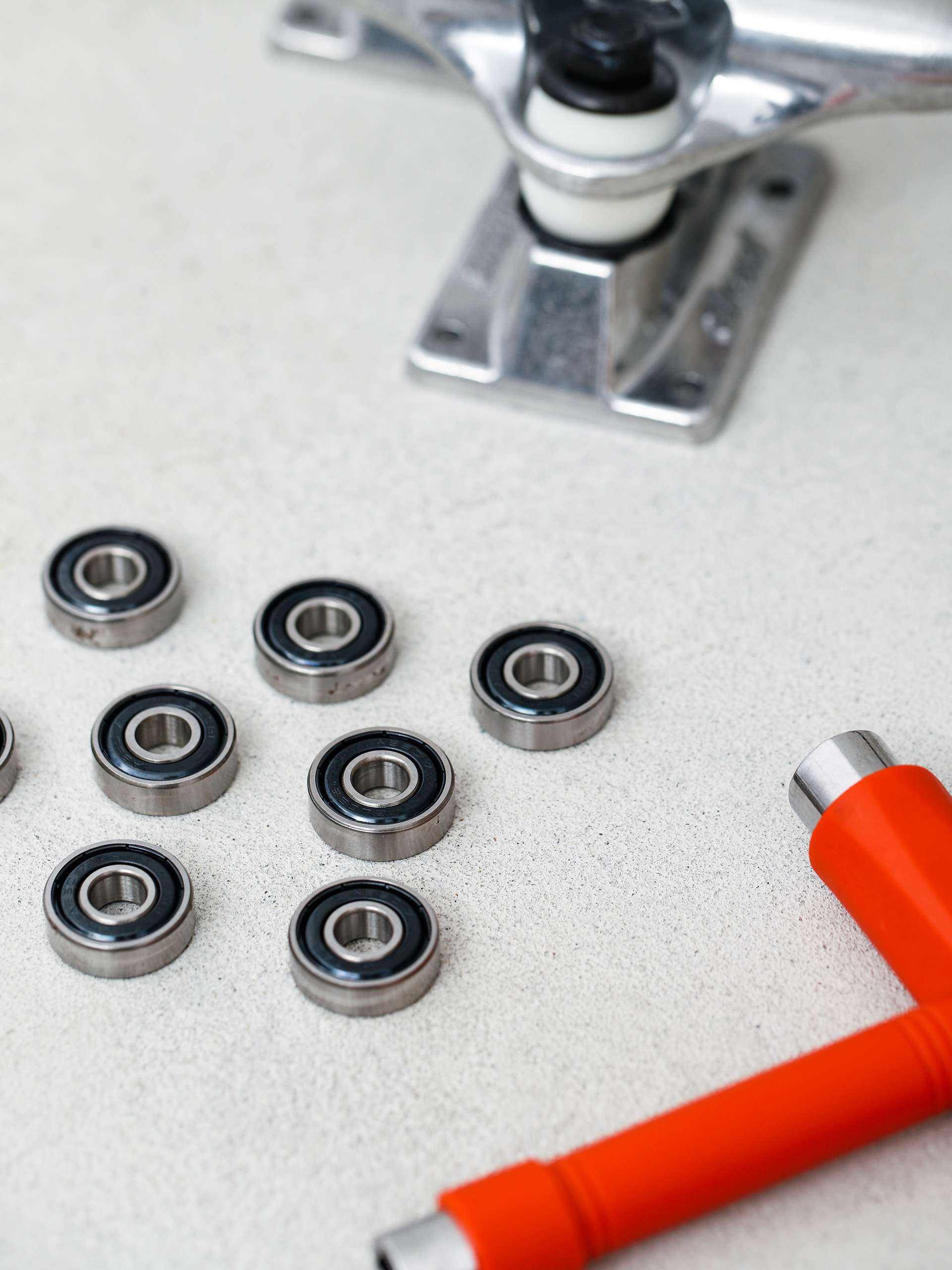 Skateboardová sada Globe Everything But The Deck Kit (raw finish)