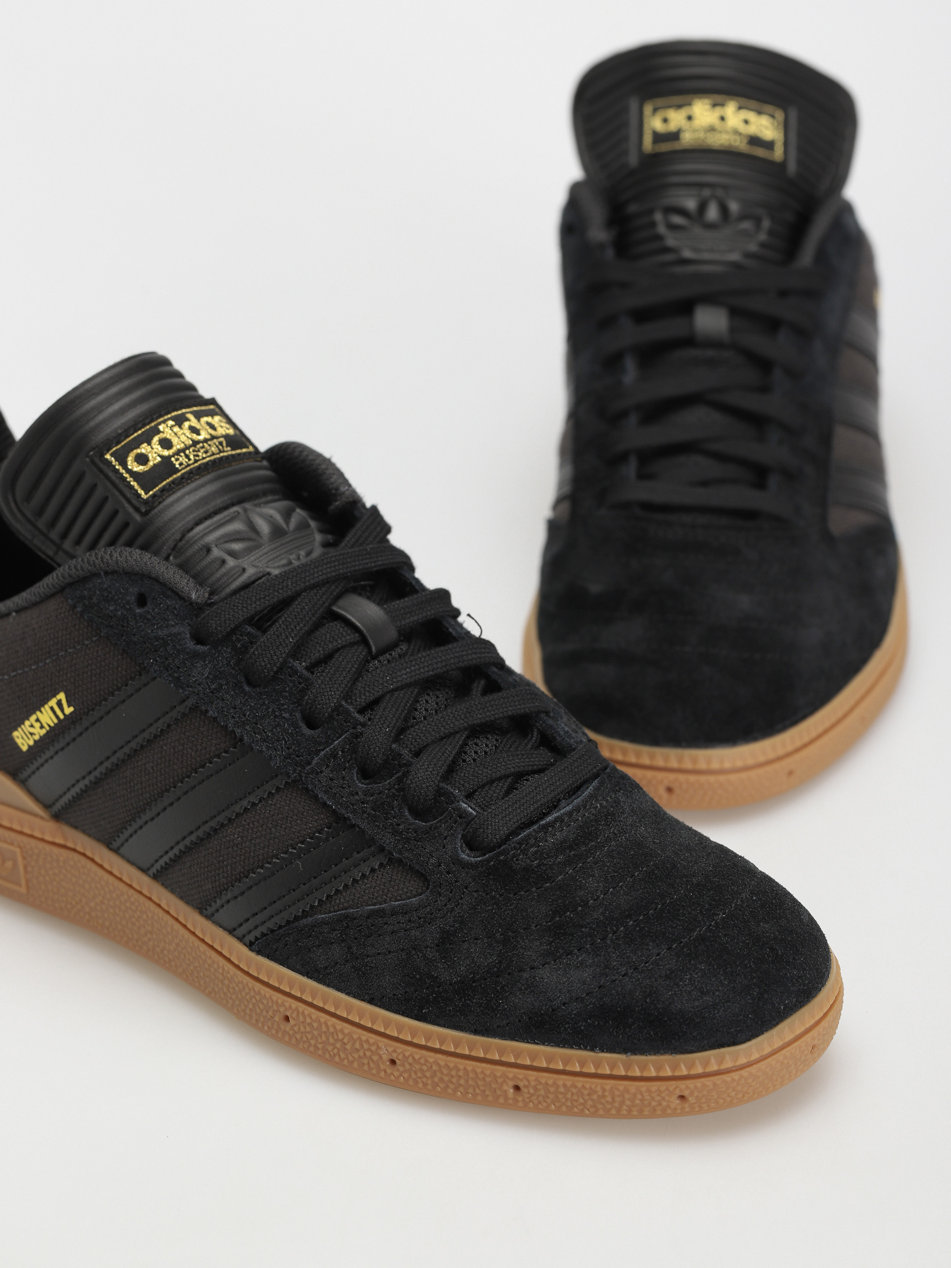 Boty adidas Busenitz (cblack/carbon/goldmt)