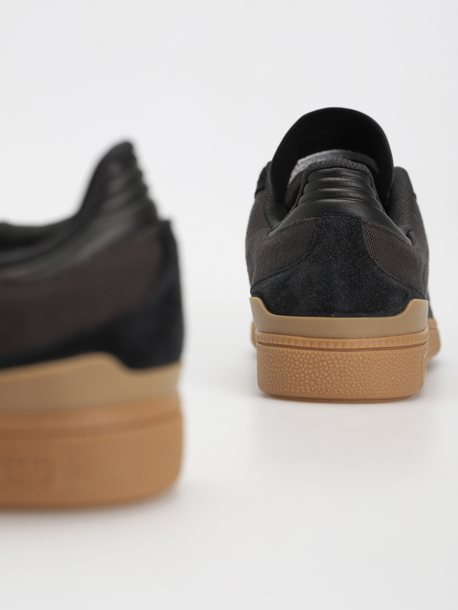 Boty adidas Busenitz (cblack/carbon/goldmt)