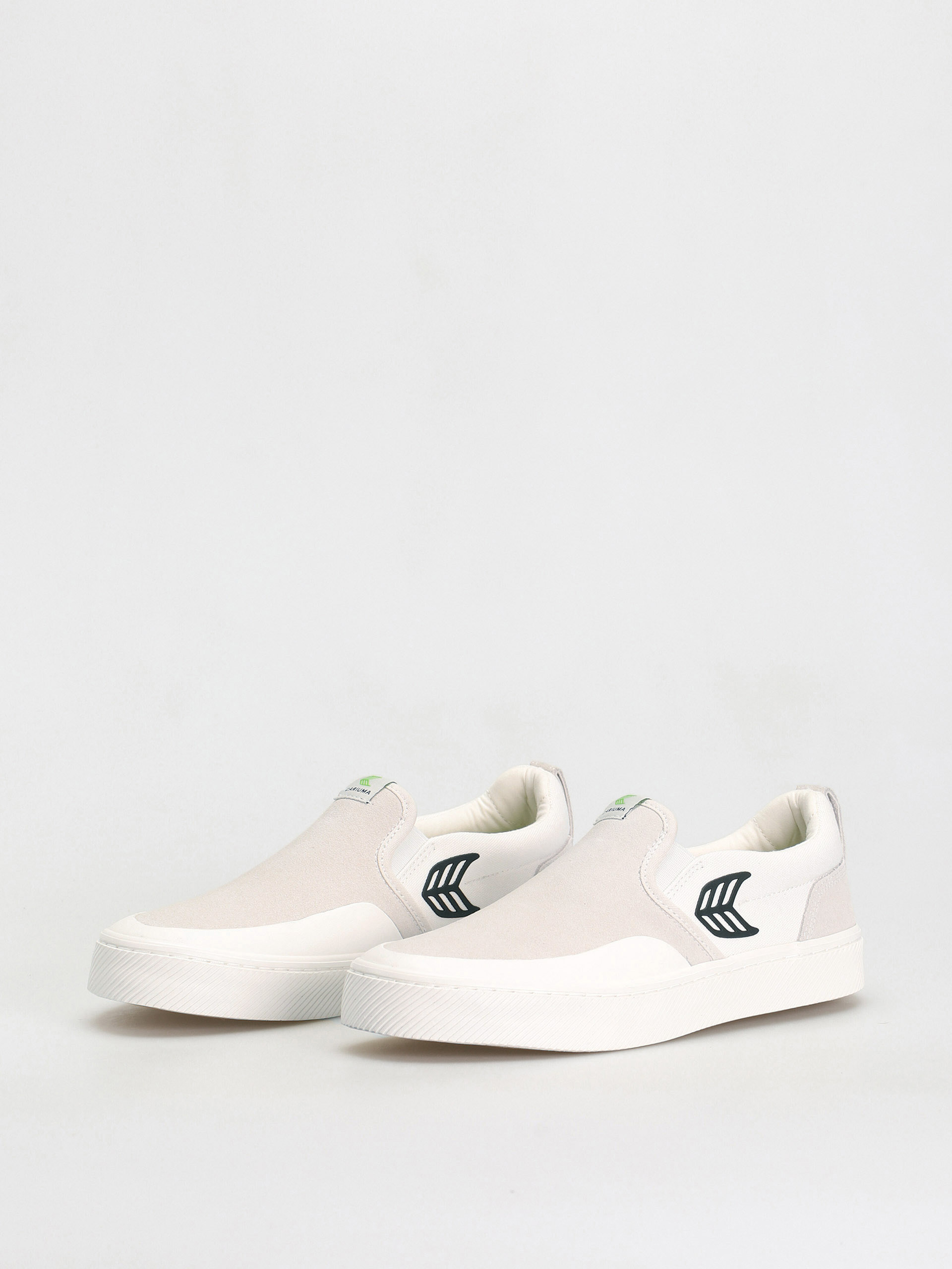 Boty Cariuma Catiba Pro Slip On (oﬀ white vintage/black)
