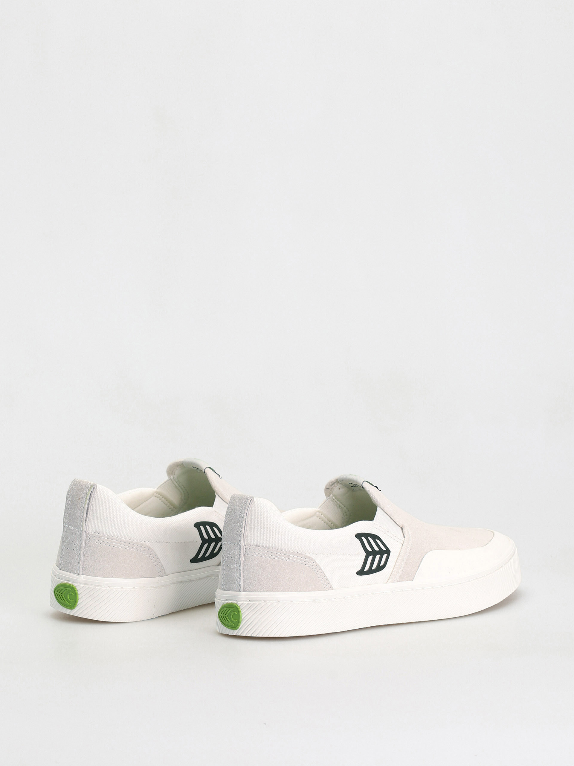 Boty Cariuma Catiba Pro Slip On (oﬀ white vintage/black)