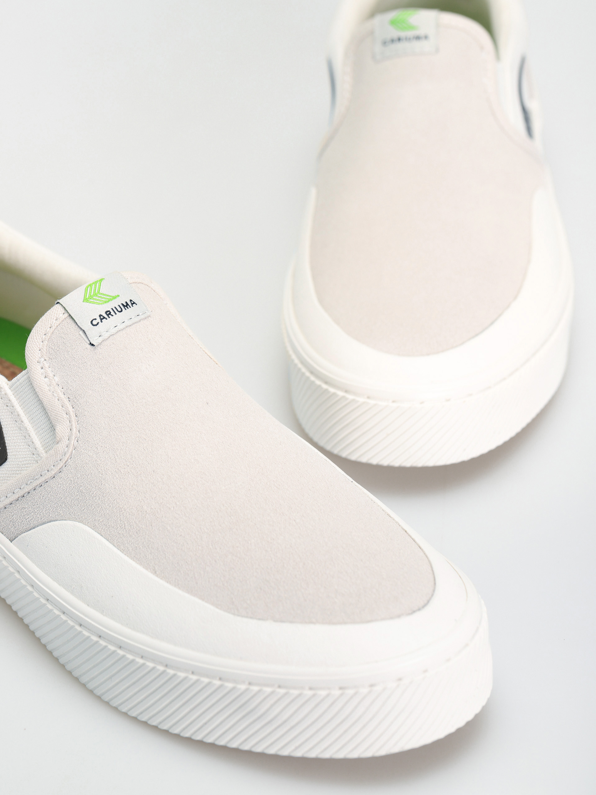 Boty Cariuma Catiba Pro Slip On (oﬀ white vintage/black)