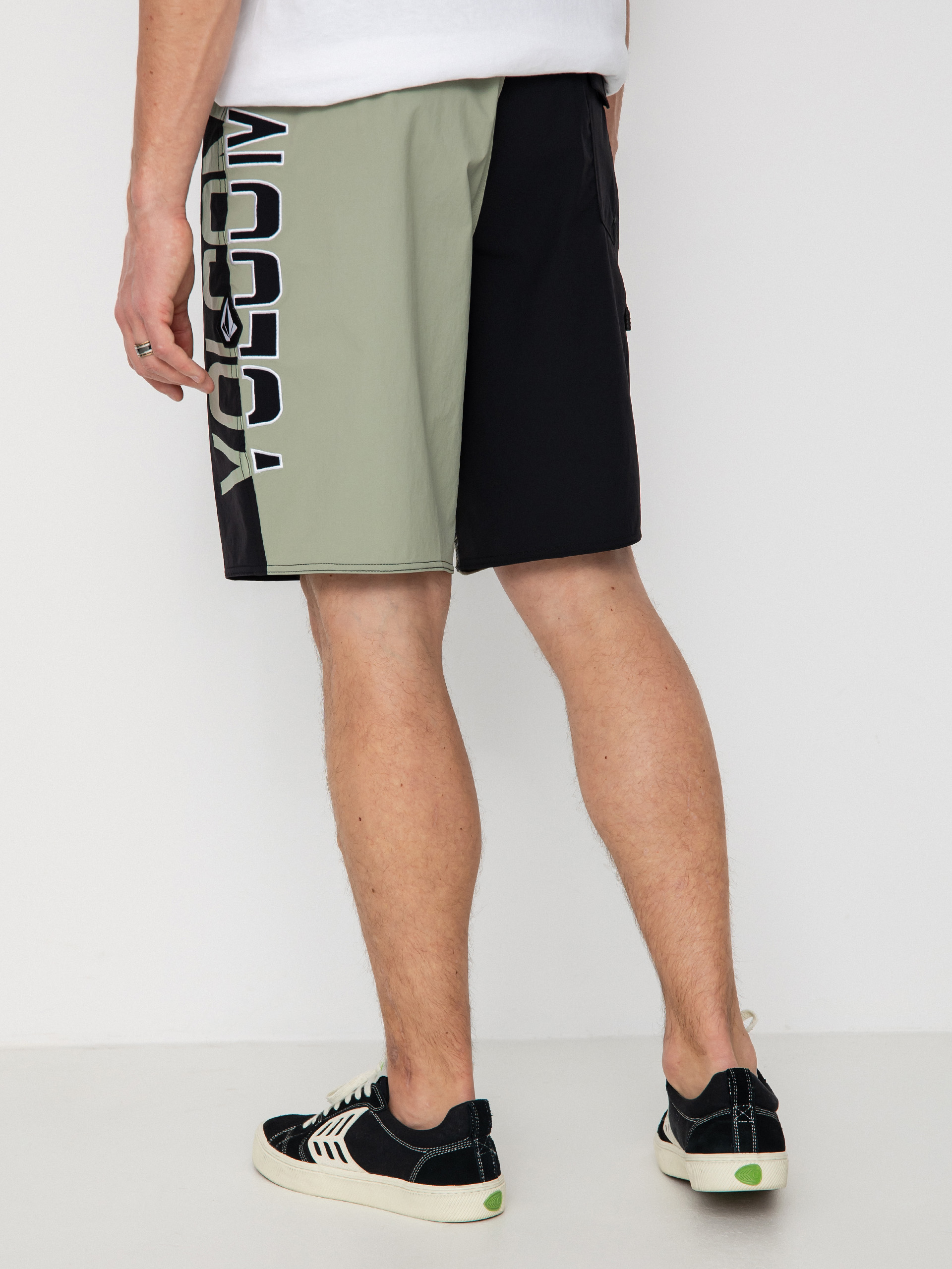 Plážové kraťasy Volcom Surf Vitals Noa Deane 21 (black)