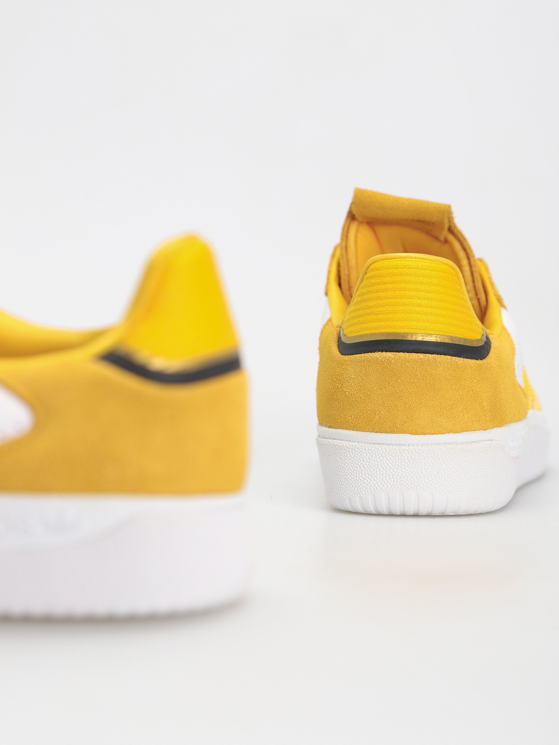 Boty adidas Tyshawn Low (bogold/ftwwht/cblack)