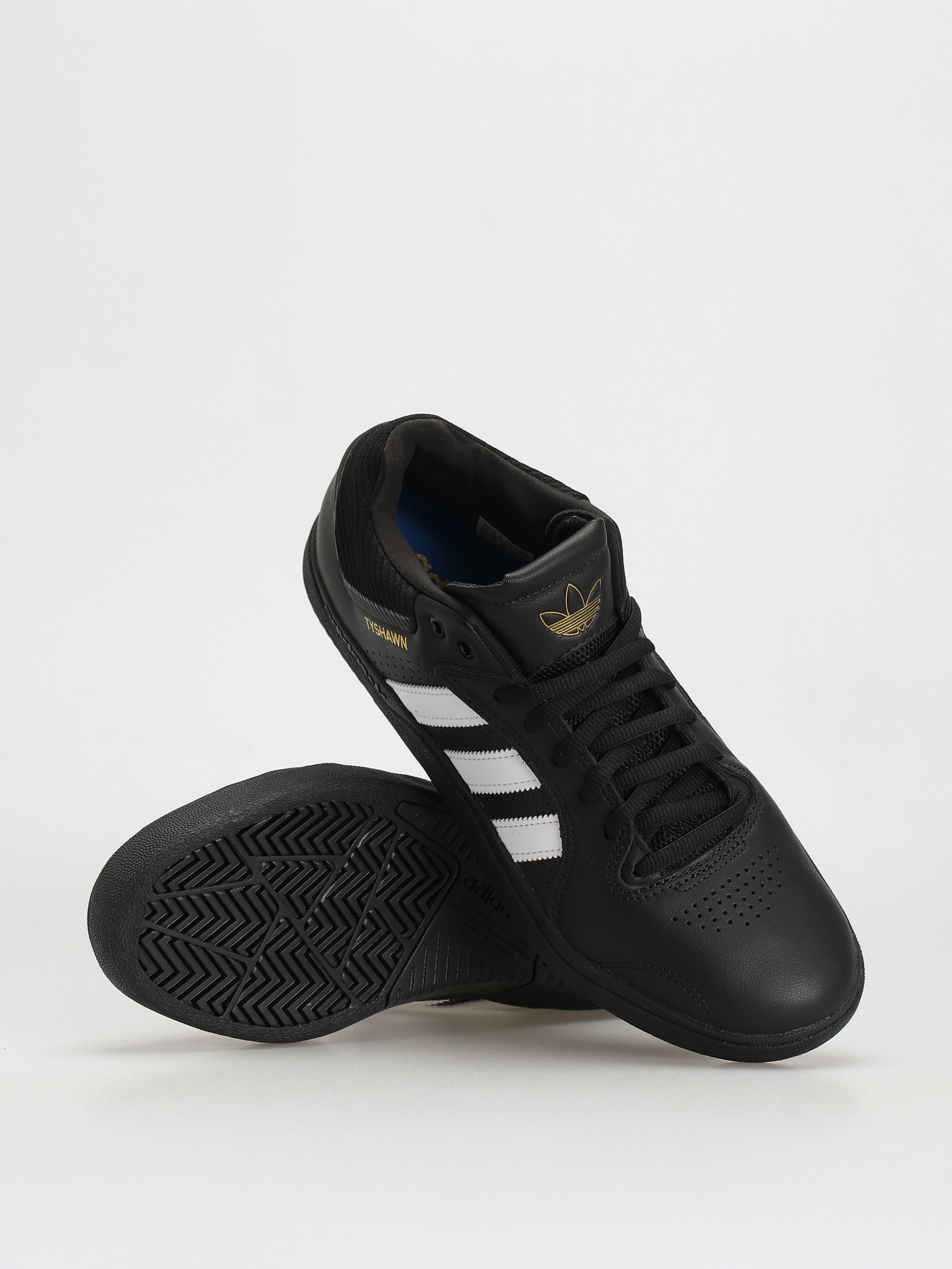 Boty adidas Tyshawn (cblack/ftwwht/goldmt)