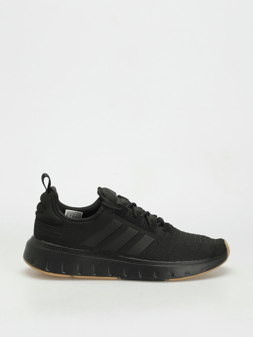 Boty adidas Swift Run 23 (cblack/cblack/gum3)