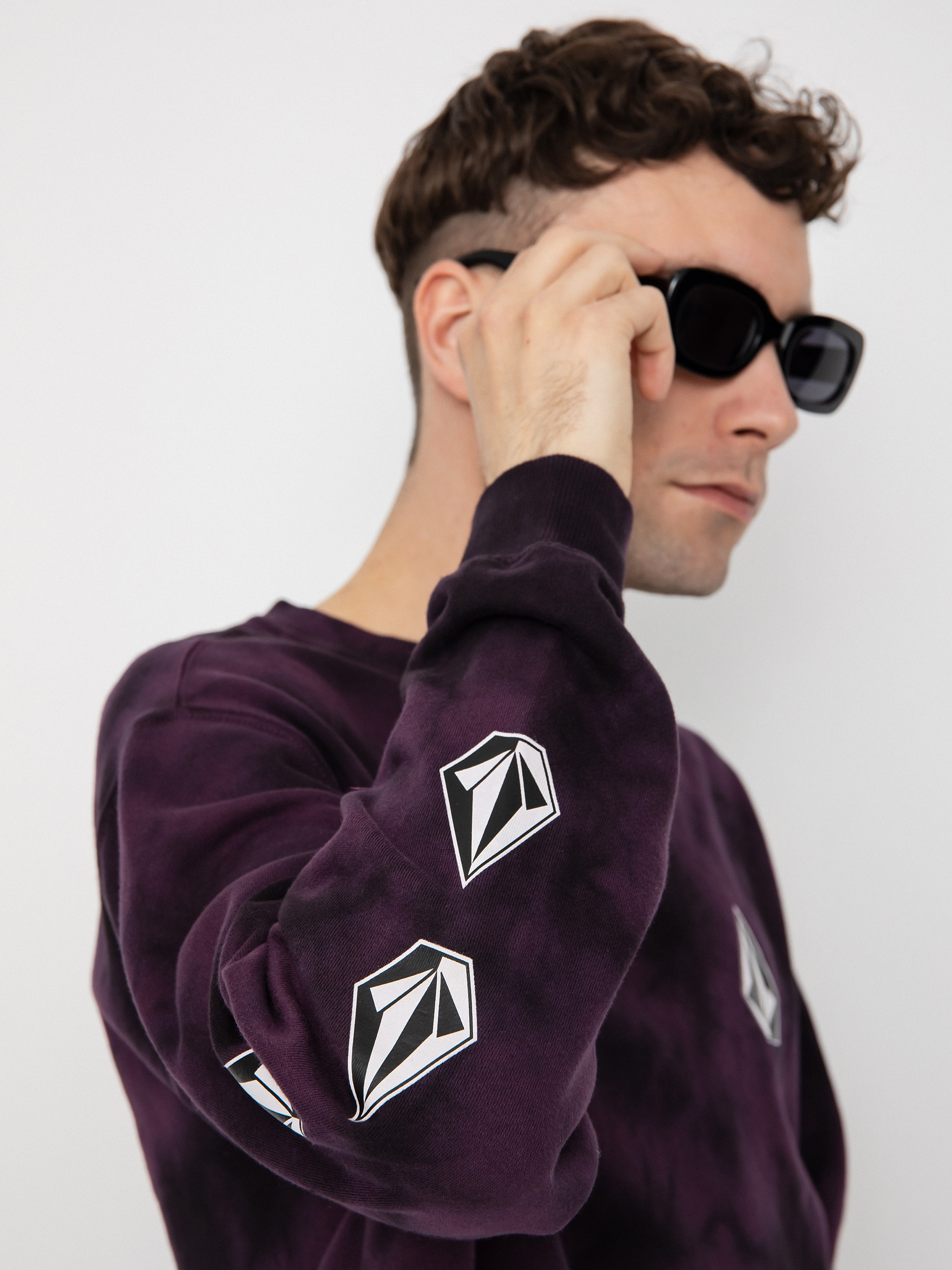 Mikina Volcom Iconic Stone Plus Crew (mulberry)