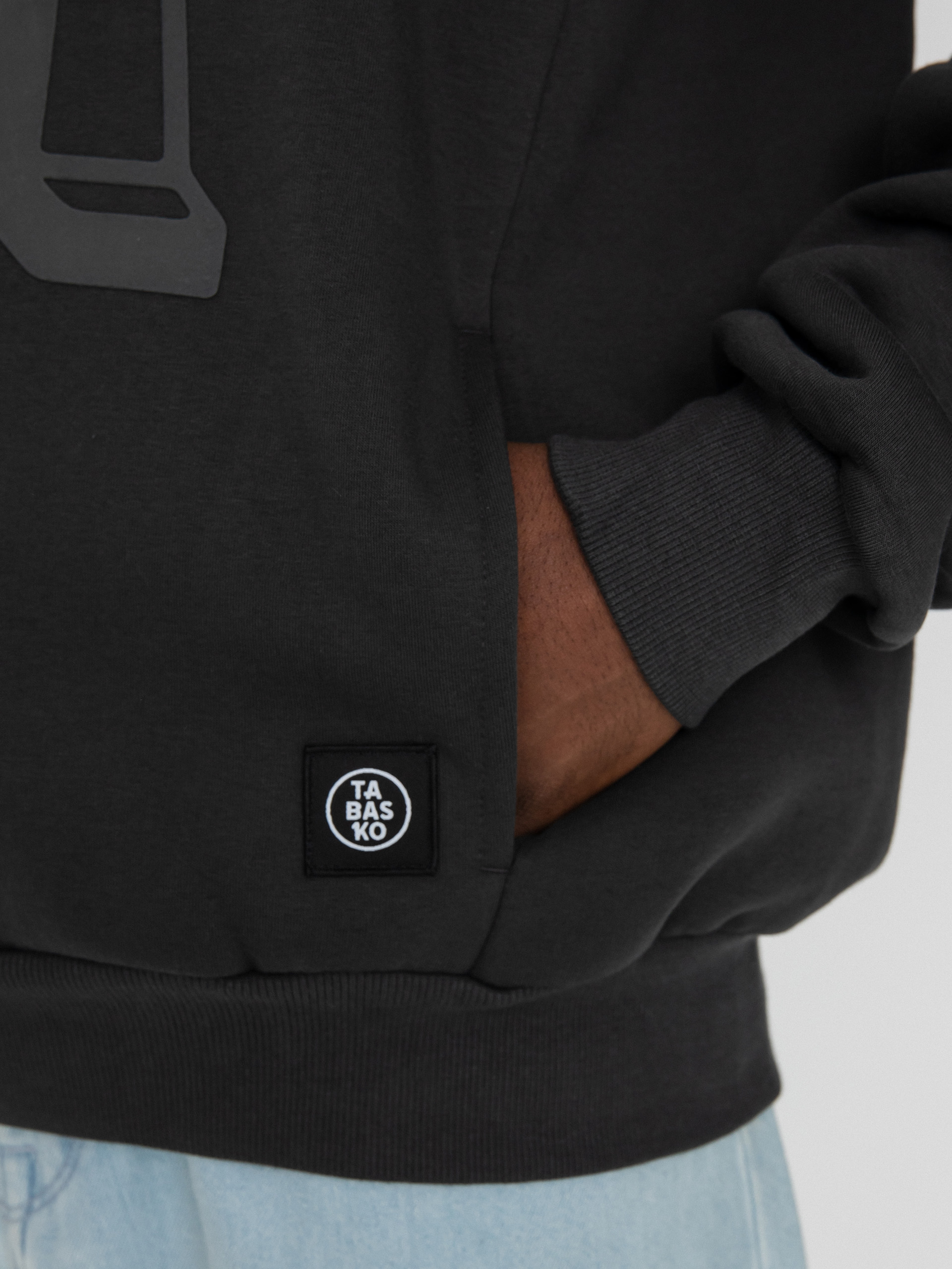 Mikina s kapucí Tabasko Monochrom (grafit)