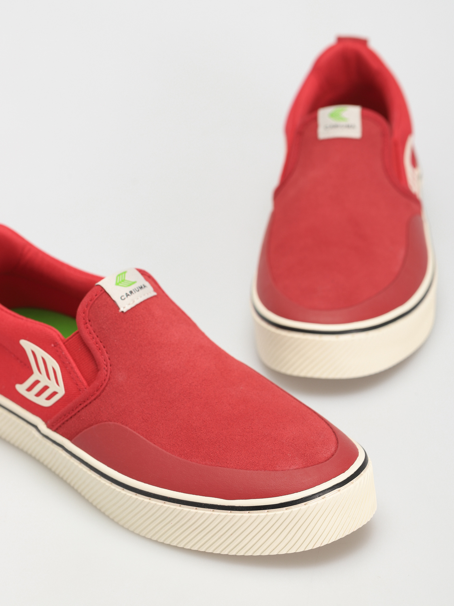 Boty Cariuma Slip On (samba red)