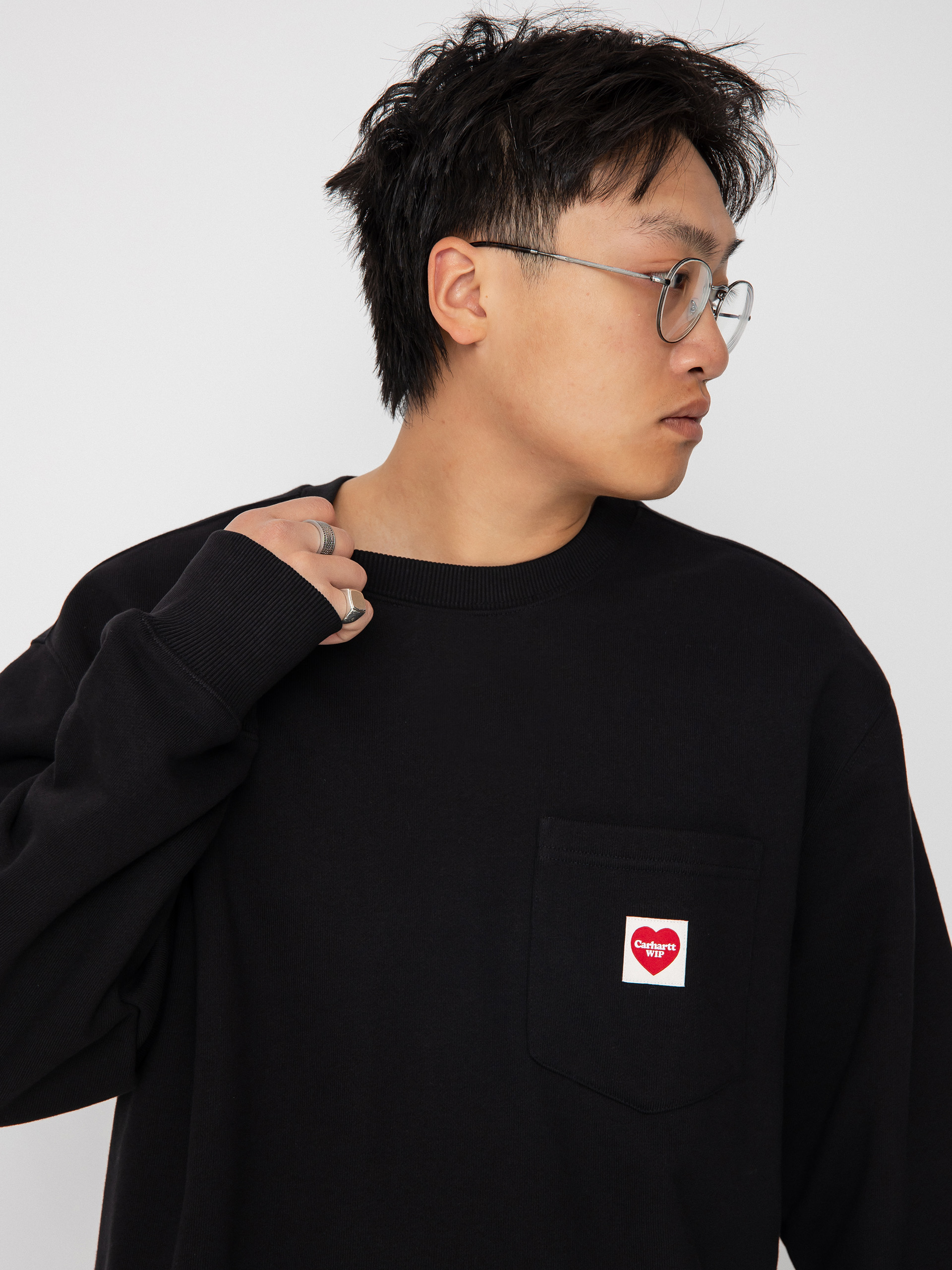 Mikina Carhartt WIP Heart Pocket (black)