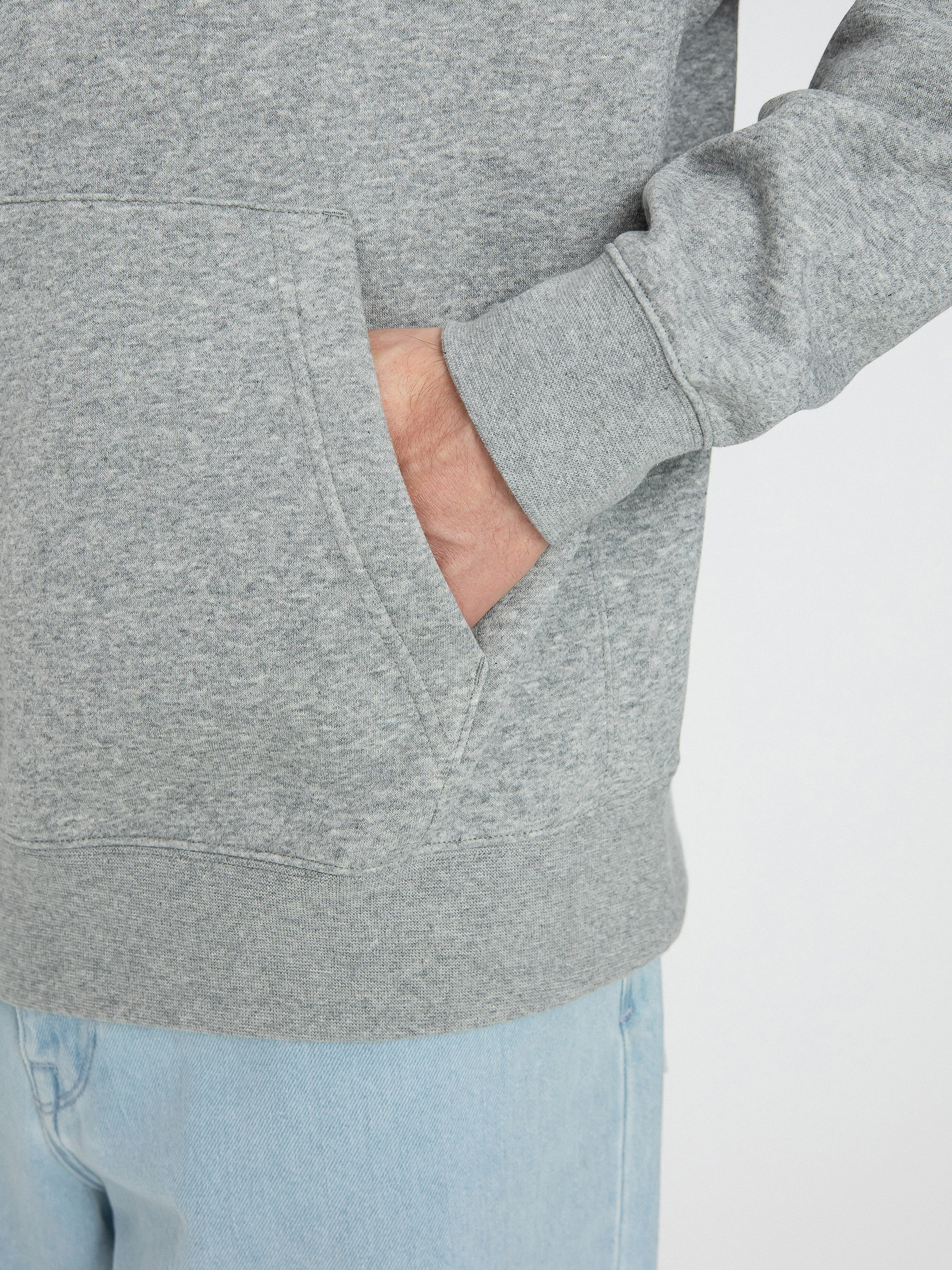 Mikina s kapucí Nike Club Hoodie Po Bb HD (dk grey heather/matte silver/white)