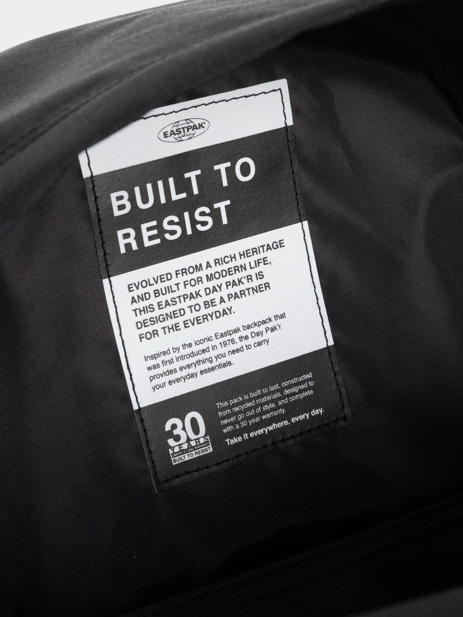 Batoh Eastpak Day Pak R (bold btr black)