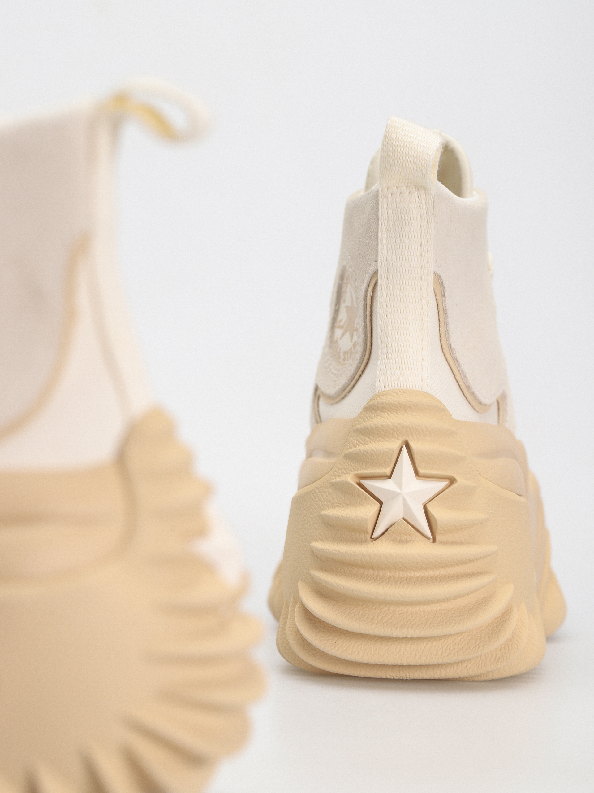 Boty Converse Run Star Motion Cx Hi (egret/oat milk)