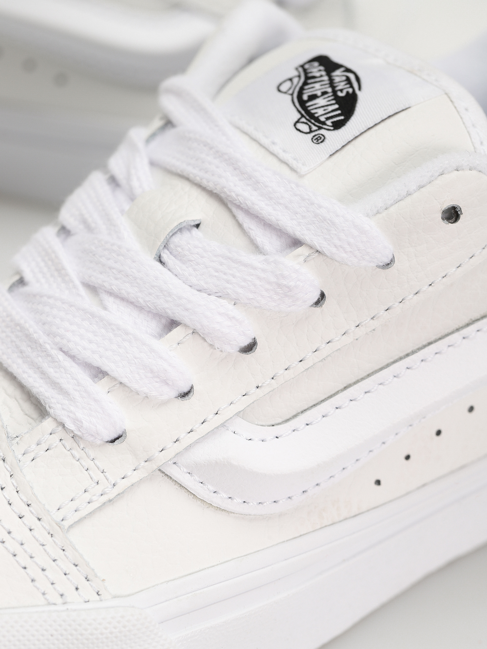 Boty Vans Knu Skool (leather true white)