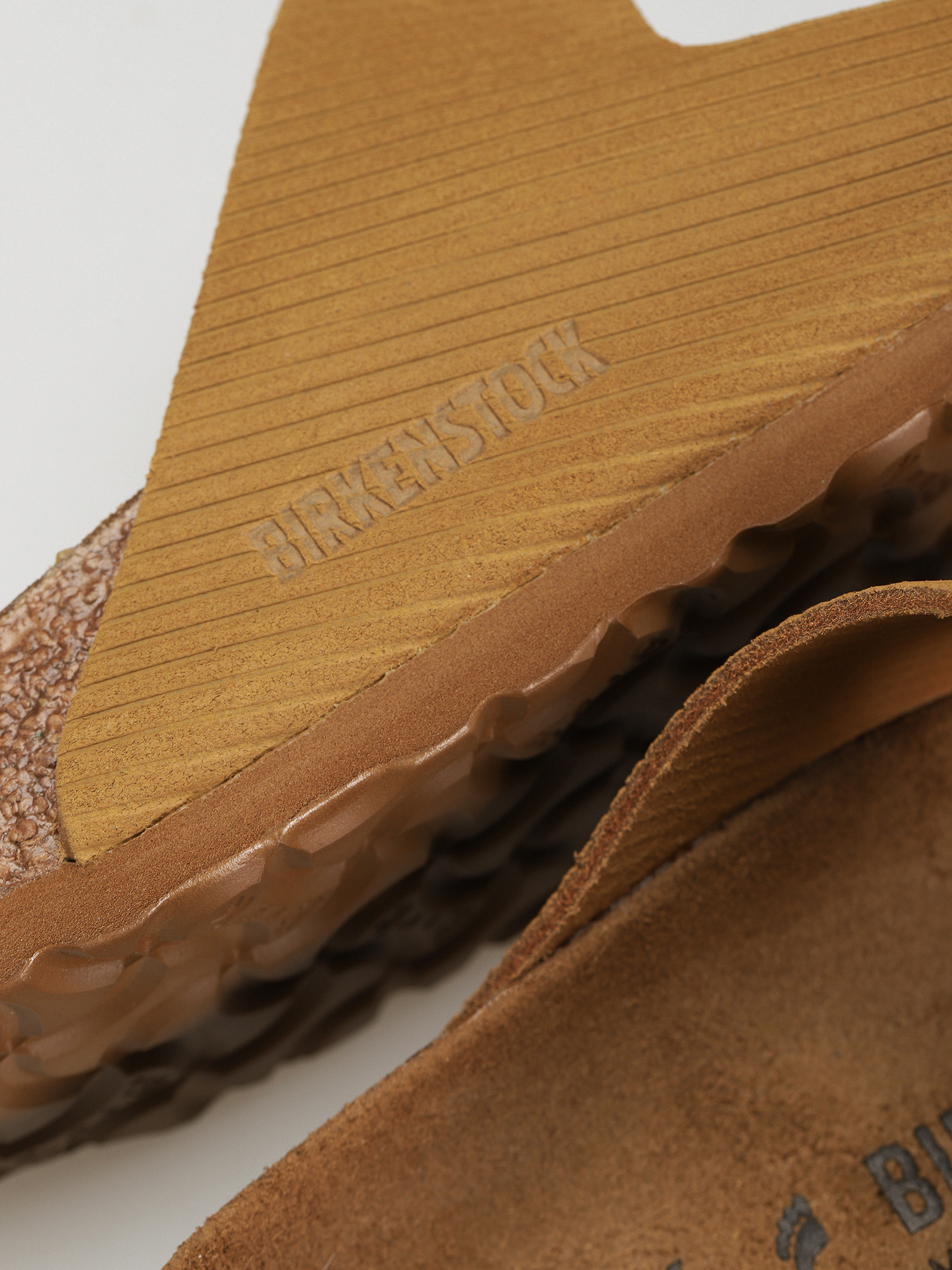 Plážovky Birkenstock Arizona Suede Embossed Narrow Wmn (corduroy cork brown)