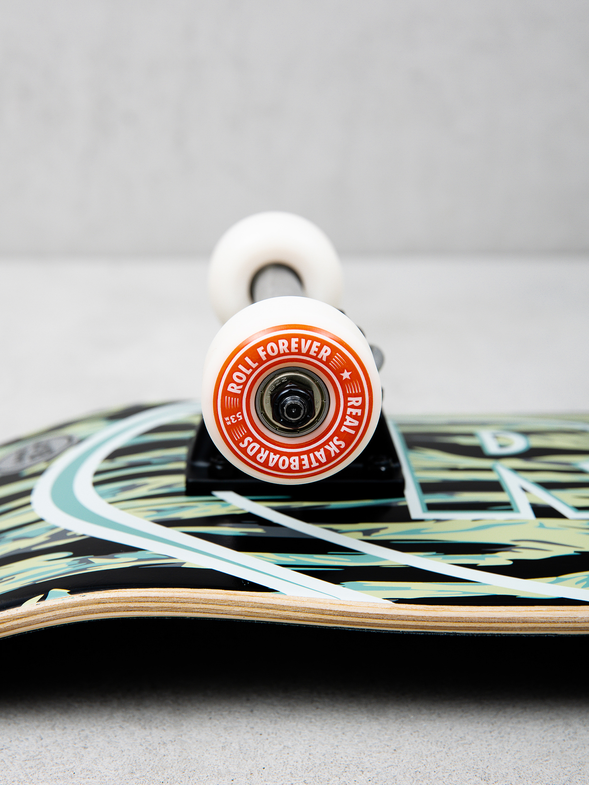 Skateboard Real Stealth Ovals (black/green)