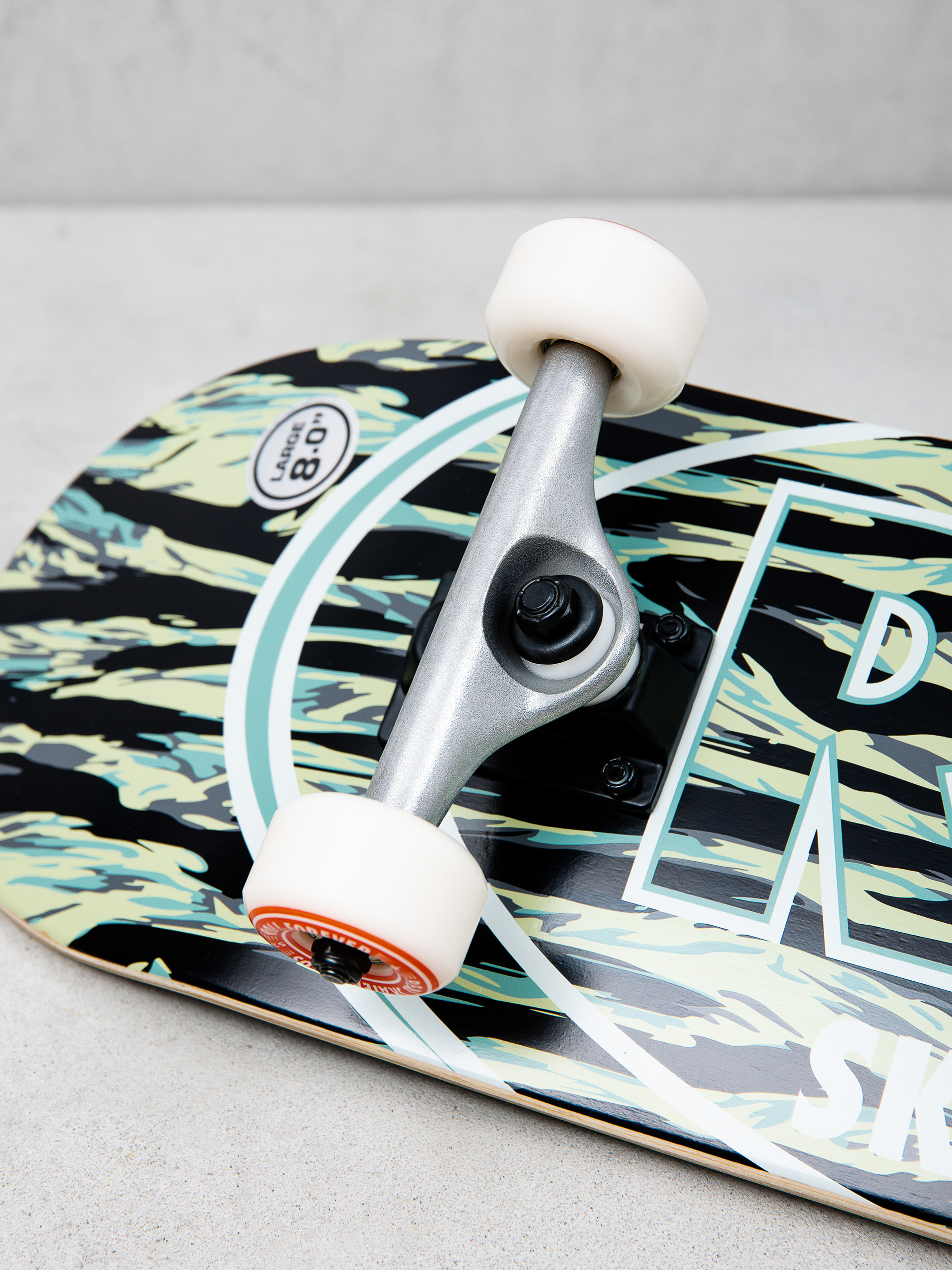 Skateboard Real Stealth Ovals (black/green)