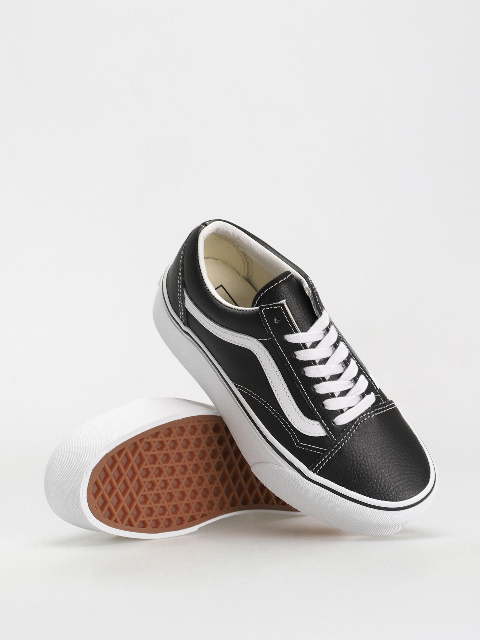 Boty Vans Old Skool Stackform (leather black/true white)