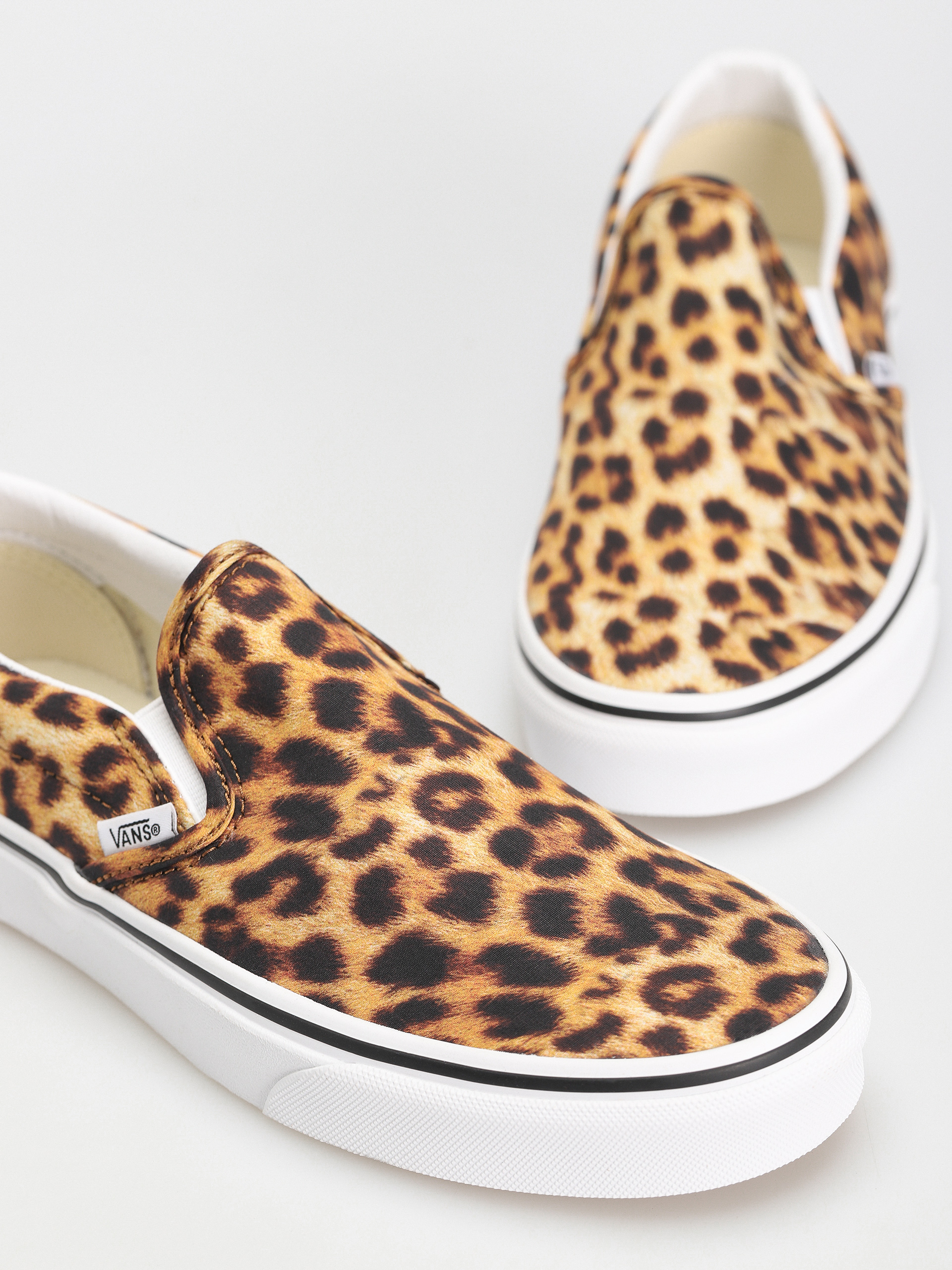 Boty Vans Classic Slip On (leopard black/true white)