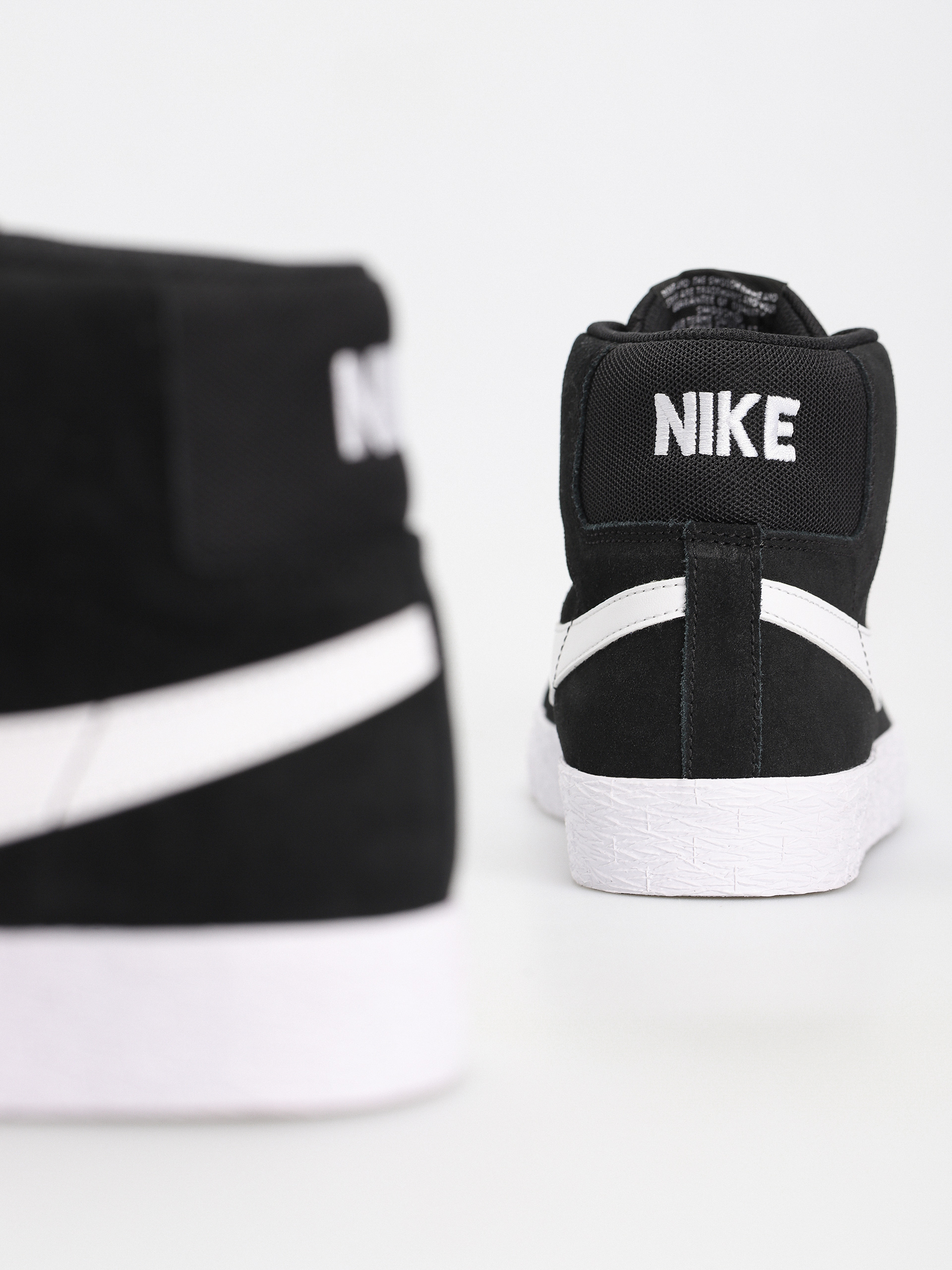Boty Nike SB Zoom Blazer Mid (black/white white white)