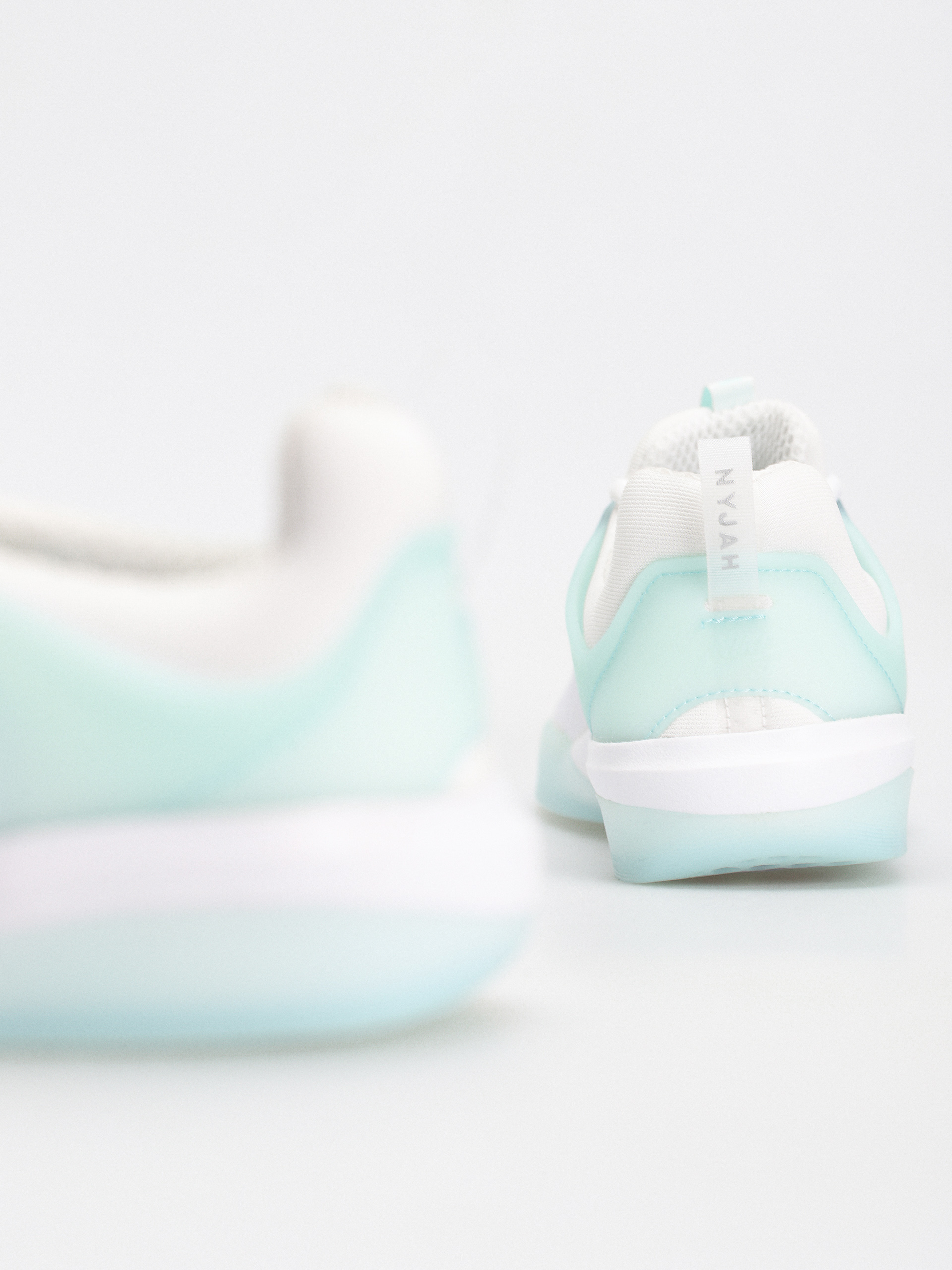 Boty Nike SB Zoom Nyjah 3 (skylight/university red skylight white)