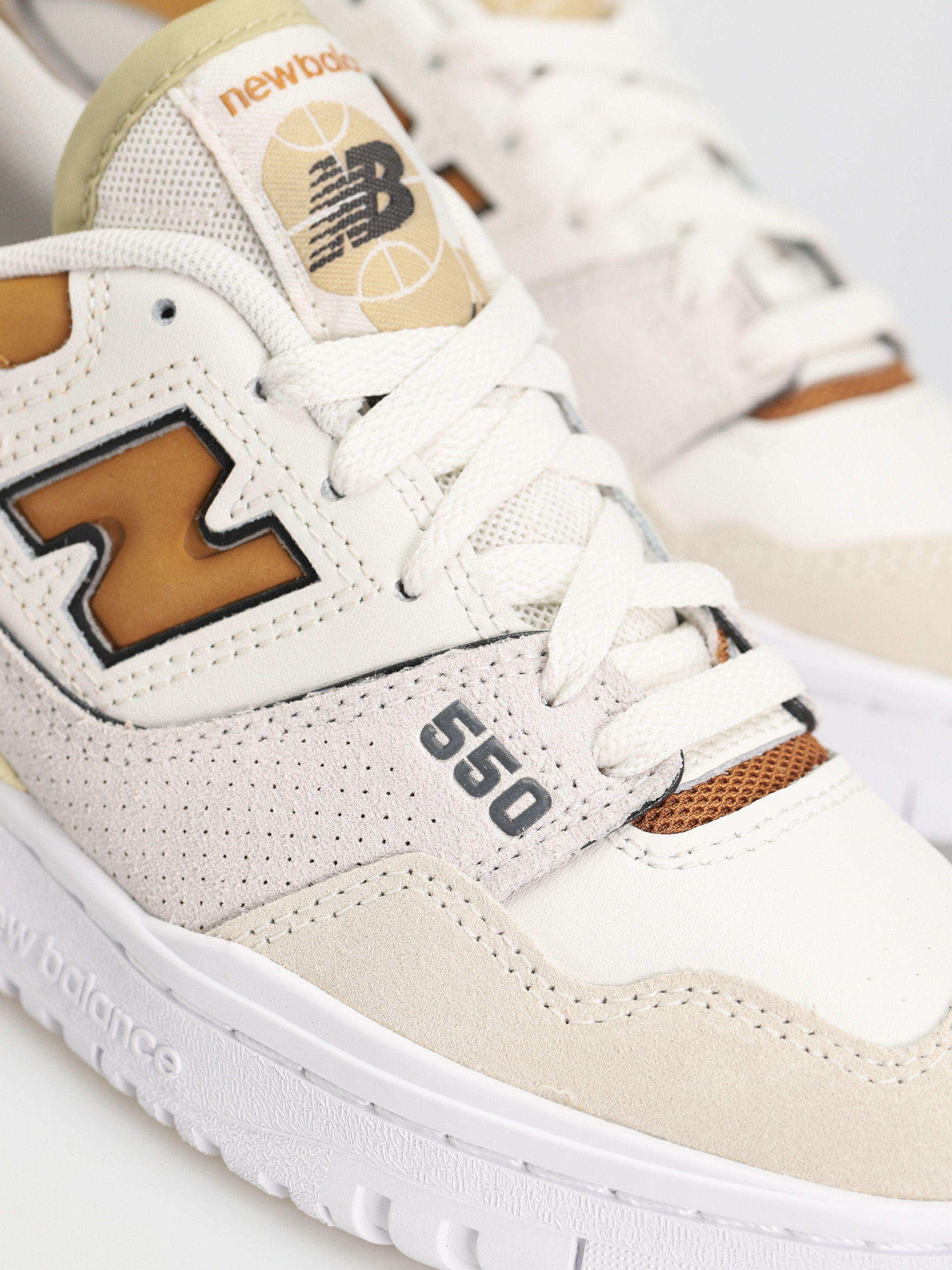 Boty New Balance 550 Wmn (sea salt)