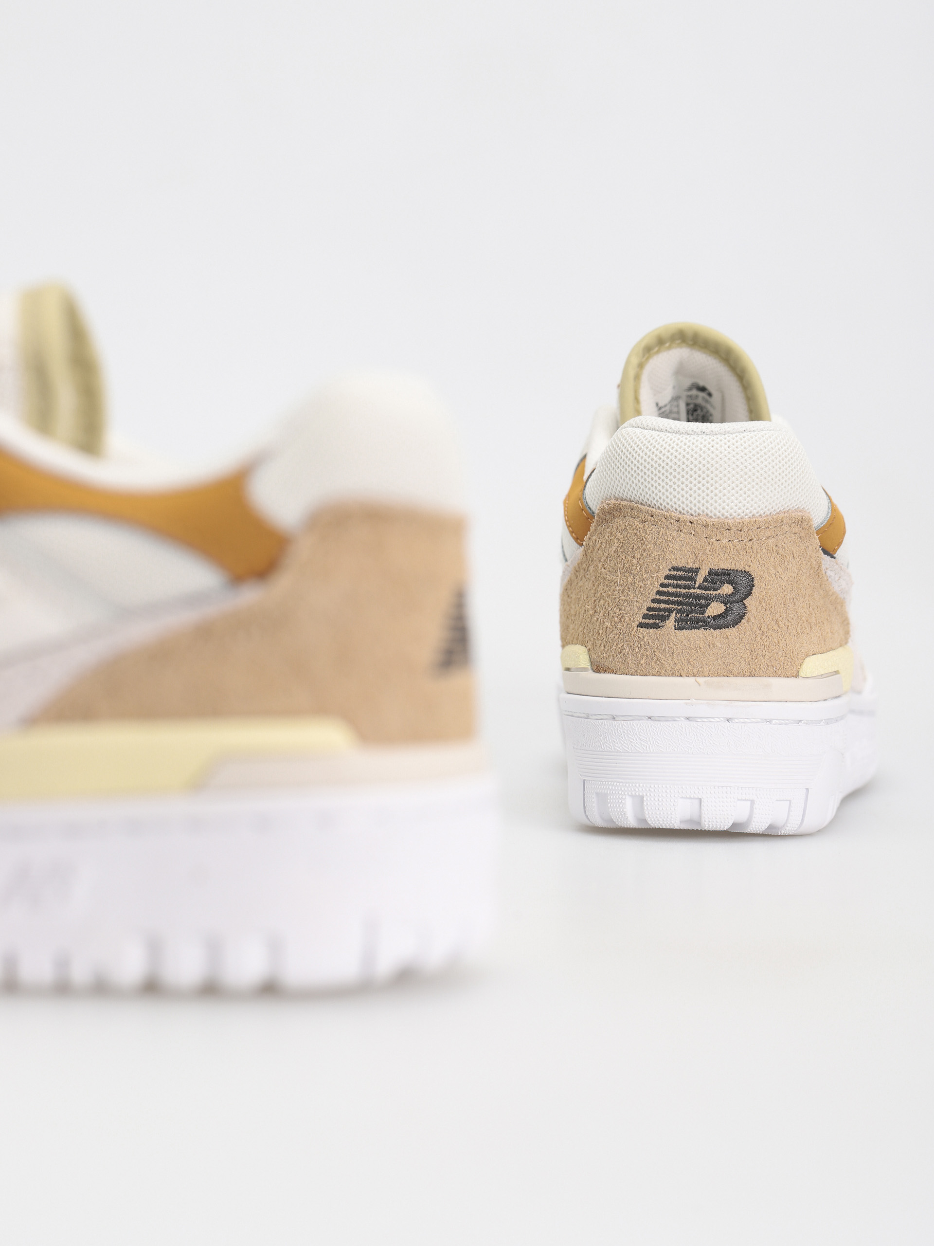 Boty New Balance 550 Wmn (sea salt)