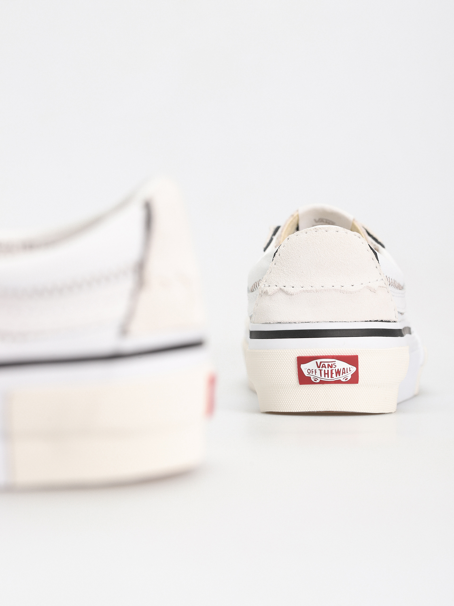 Boty Vans Sk8 Low Reconstruct (true white)