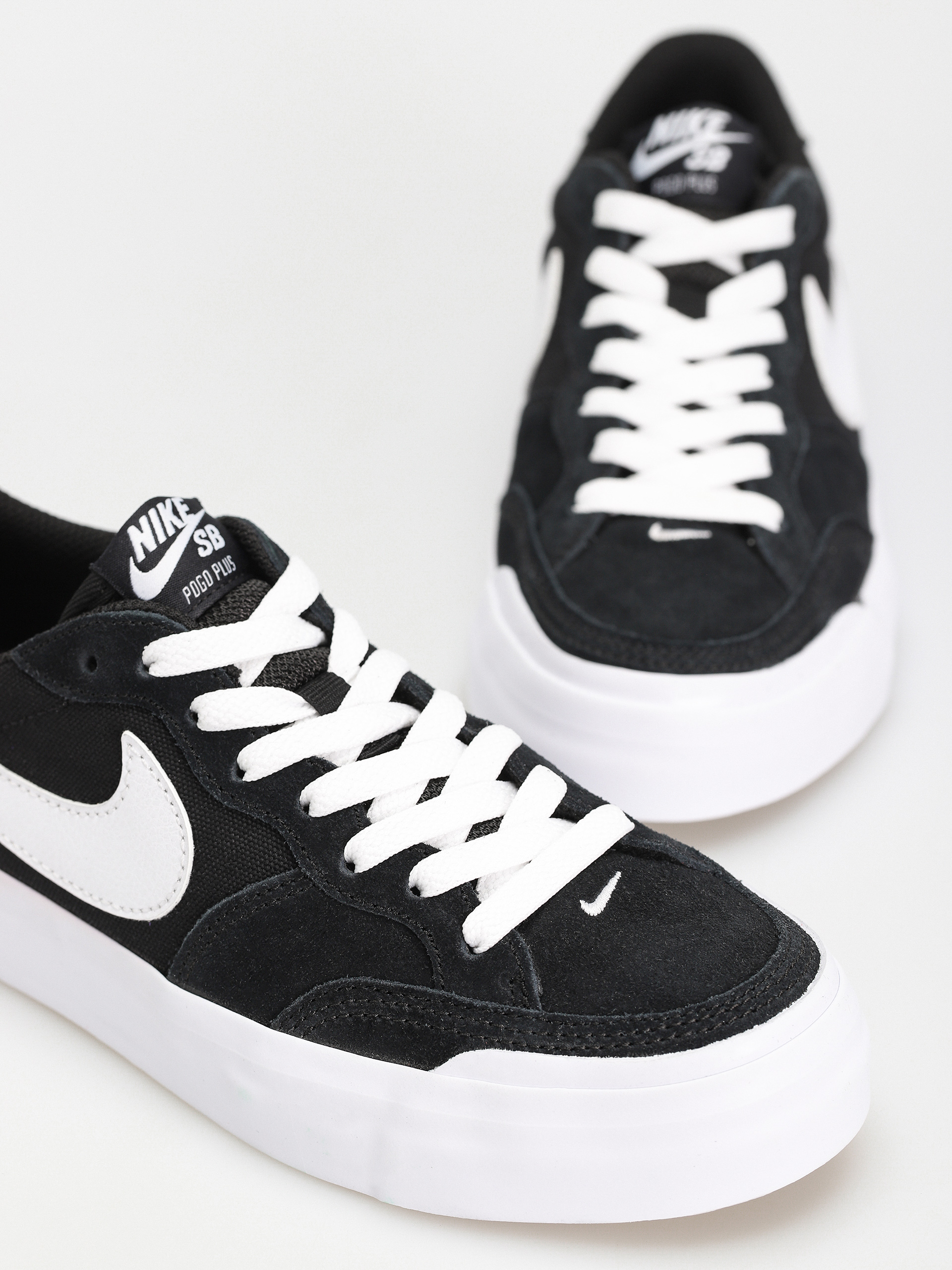 Boty Nike SB Zoom Pogo Plus (black/white black white)
