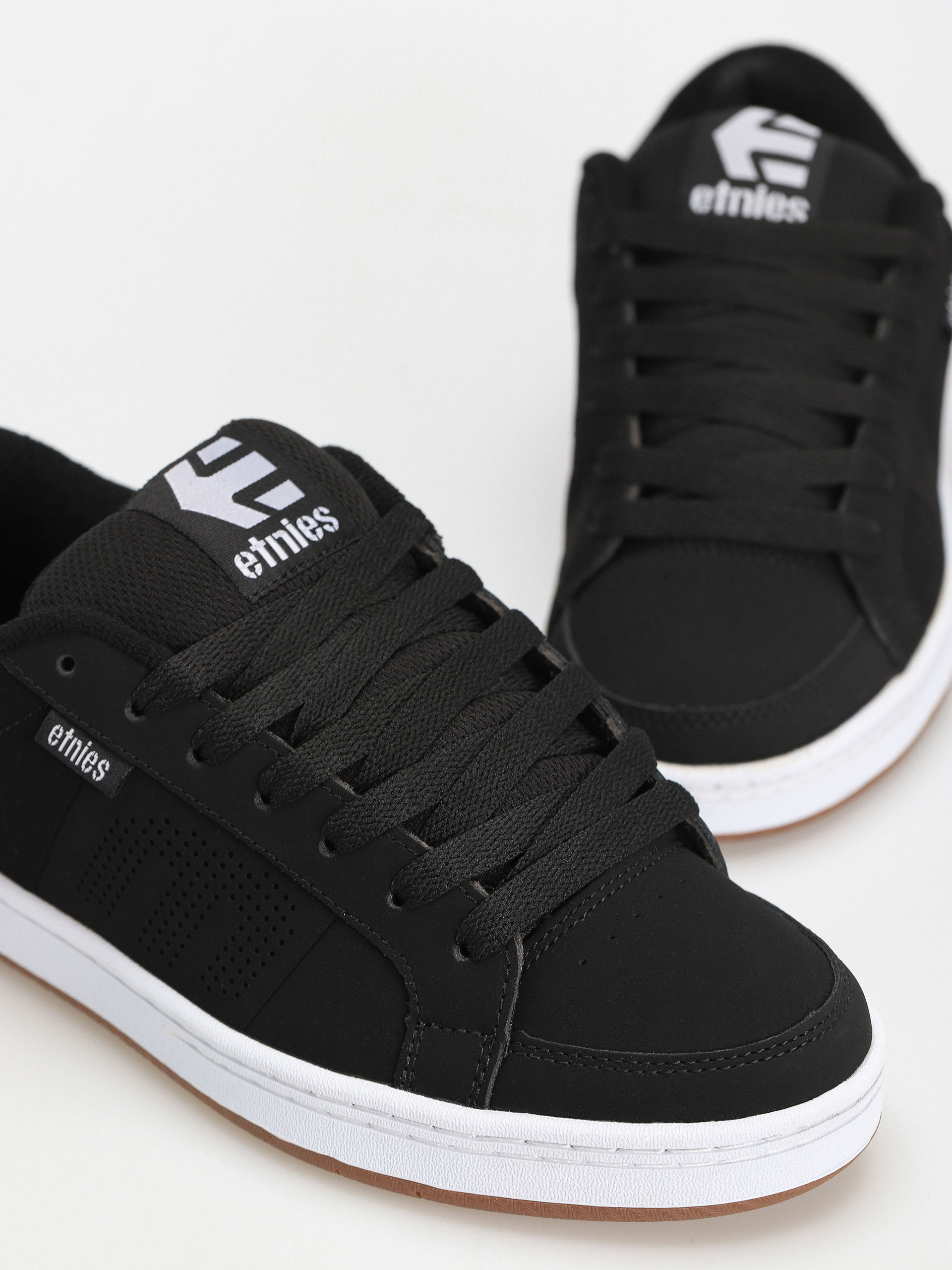 Boty Etnies Kingpin (black/white/gum)