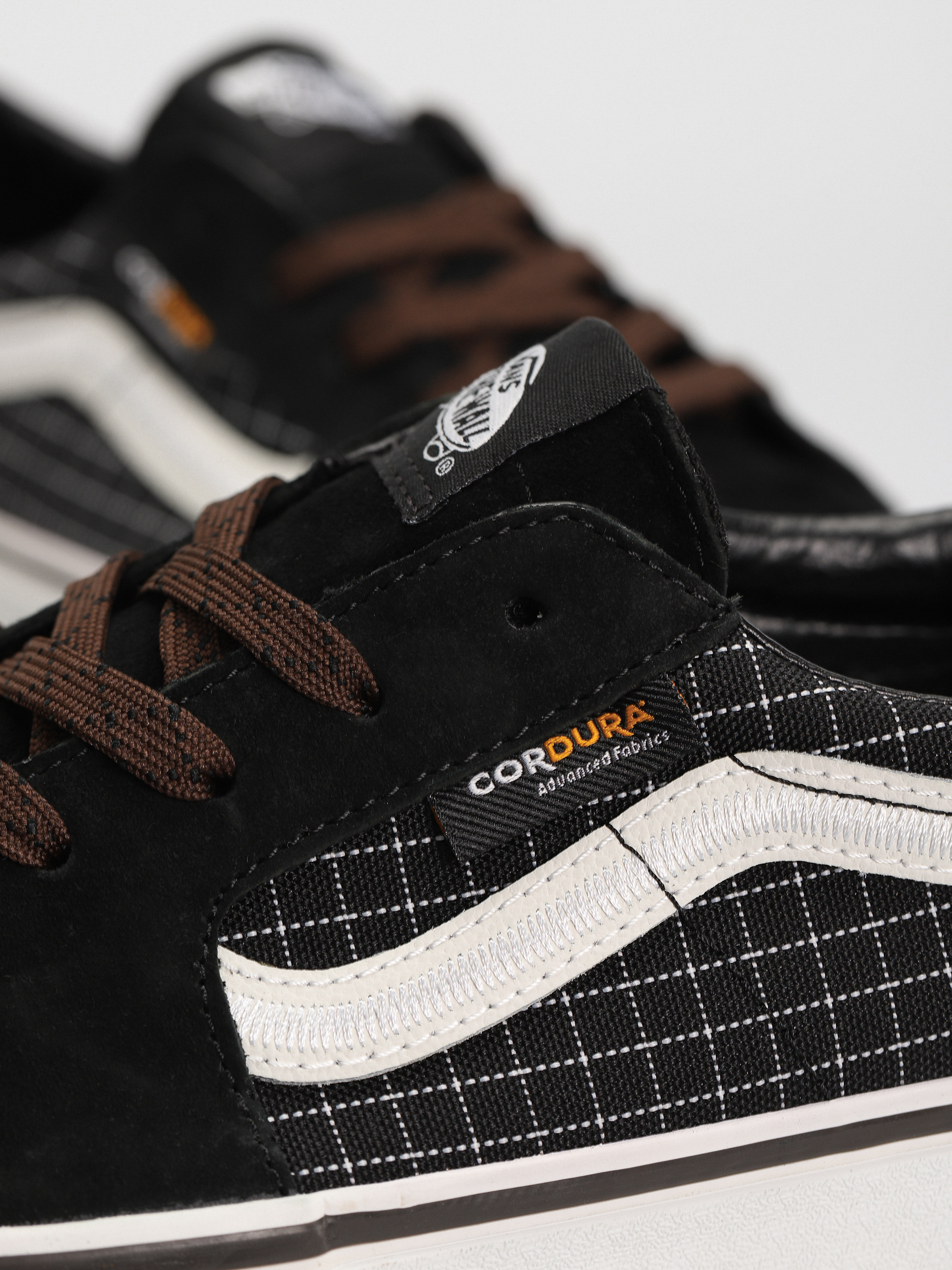 Boty Vans Sk8 Low (cordura black)