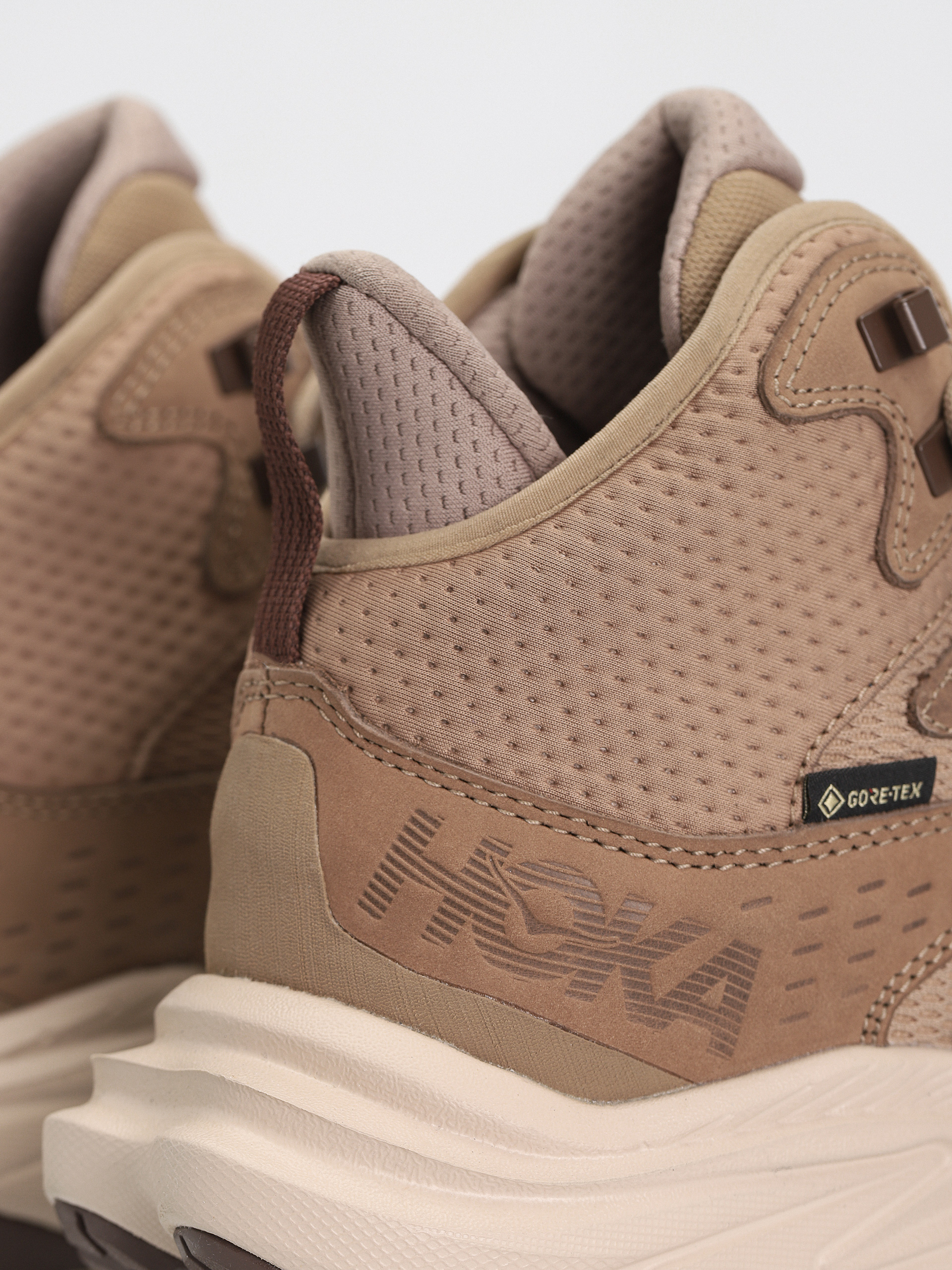 Boty Hoka Anacapa 2 Mid GTX (black/black)